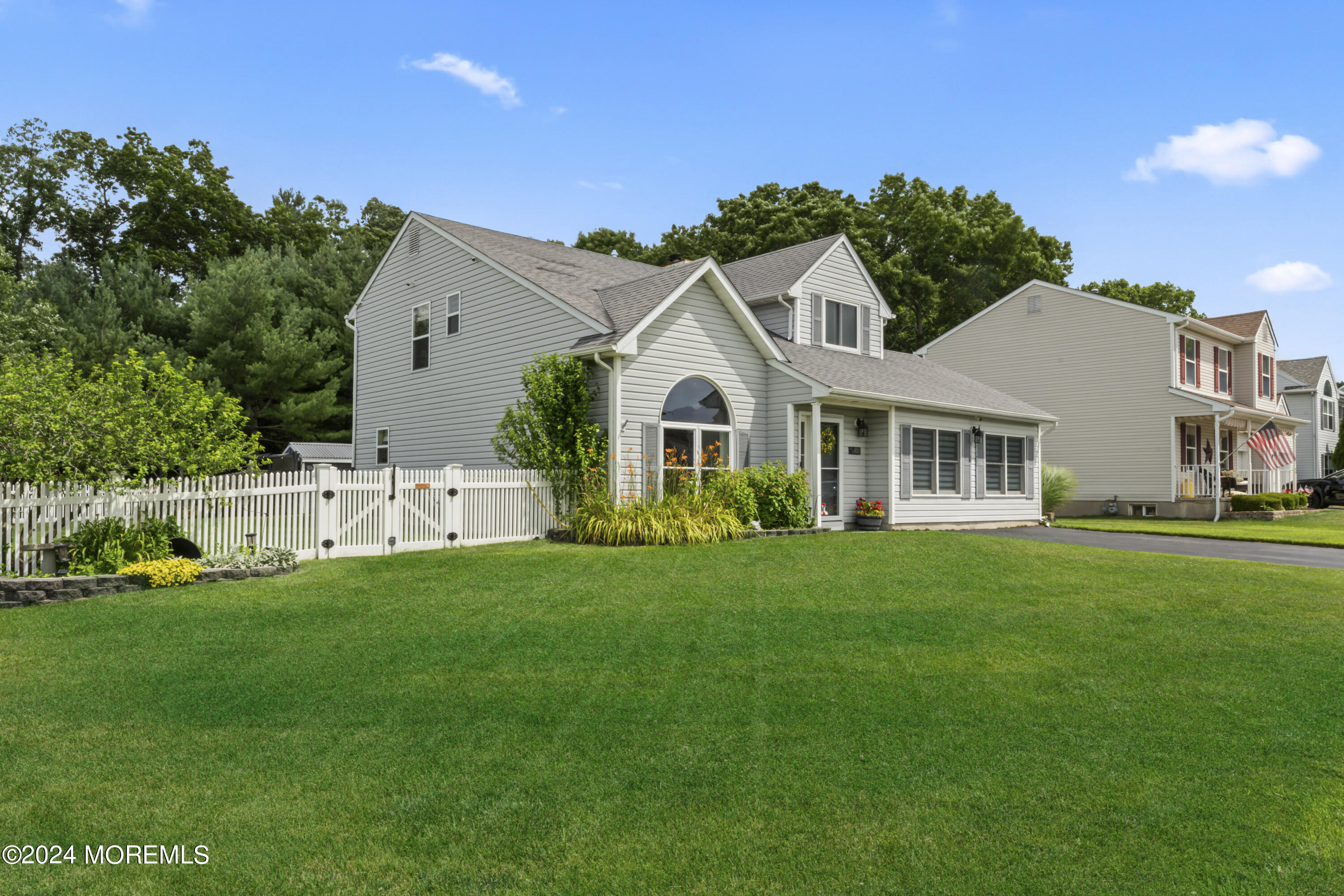 26 Capitol Reef Road, Howell, New Jersey image 1