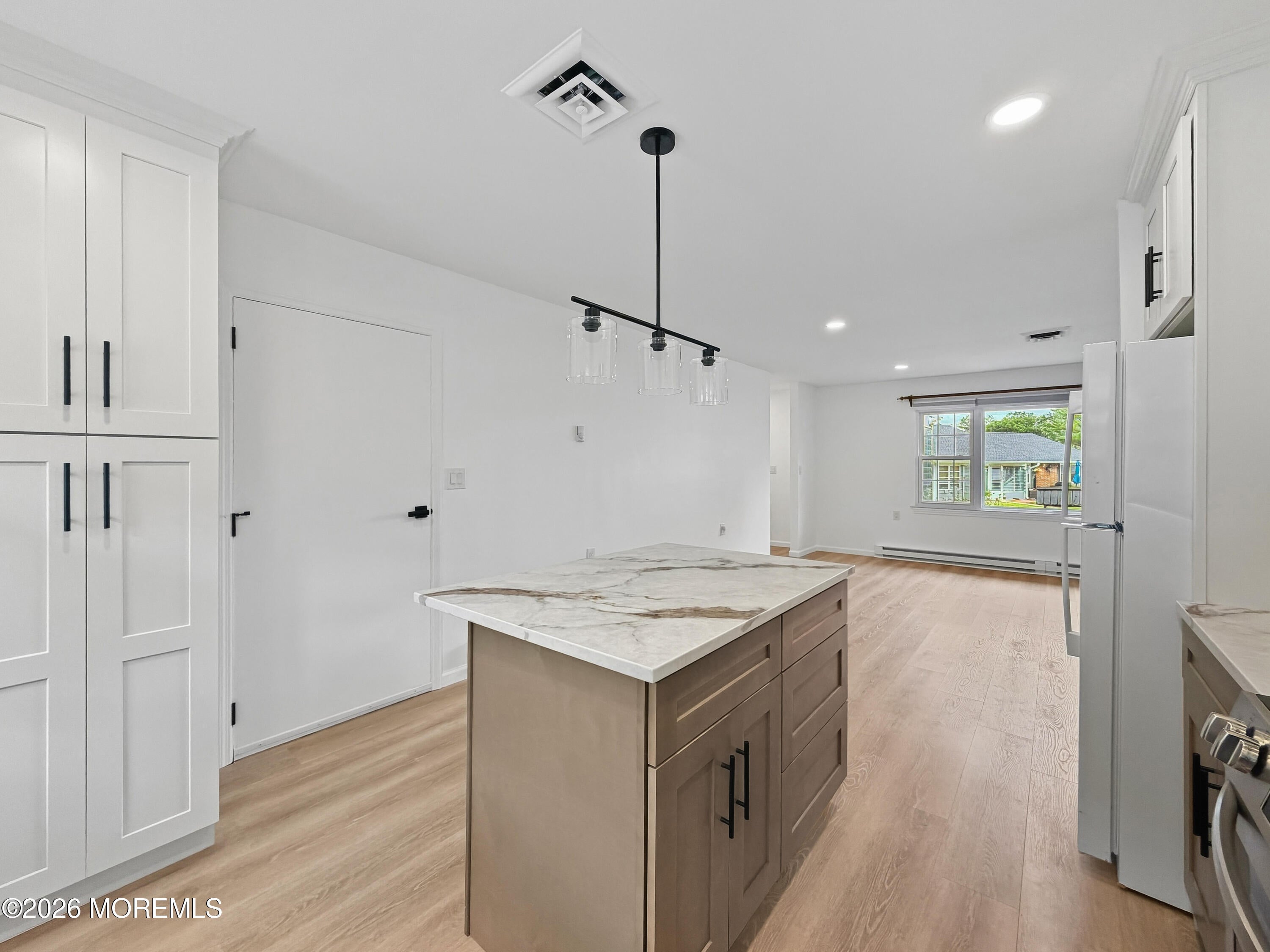 569A Sheffield Court