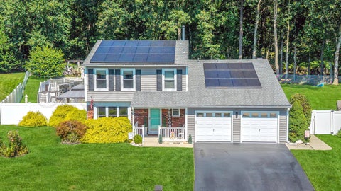 Photo of 12 Yellowstone Lane, Howell, NJ 07731 (MLS # 22628320)