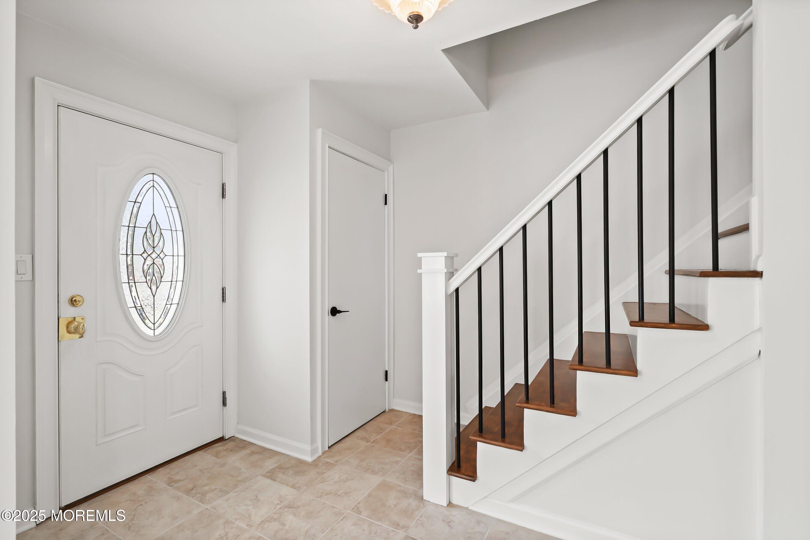 7 Hazelwood Court, Howell, New Jersey image 6