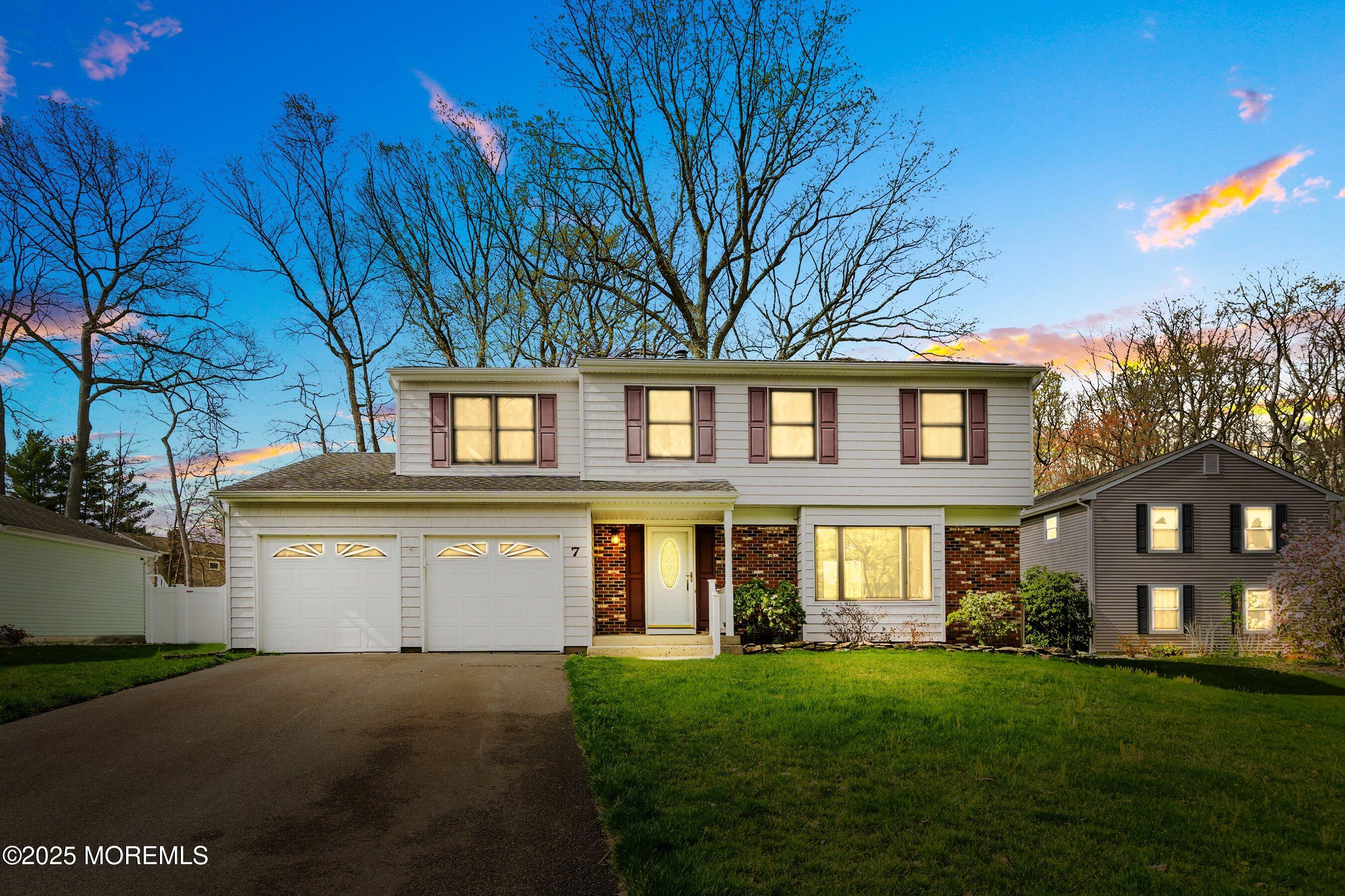 7 Hazelwood Court, Howell, New Jersey image 1