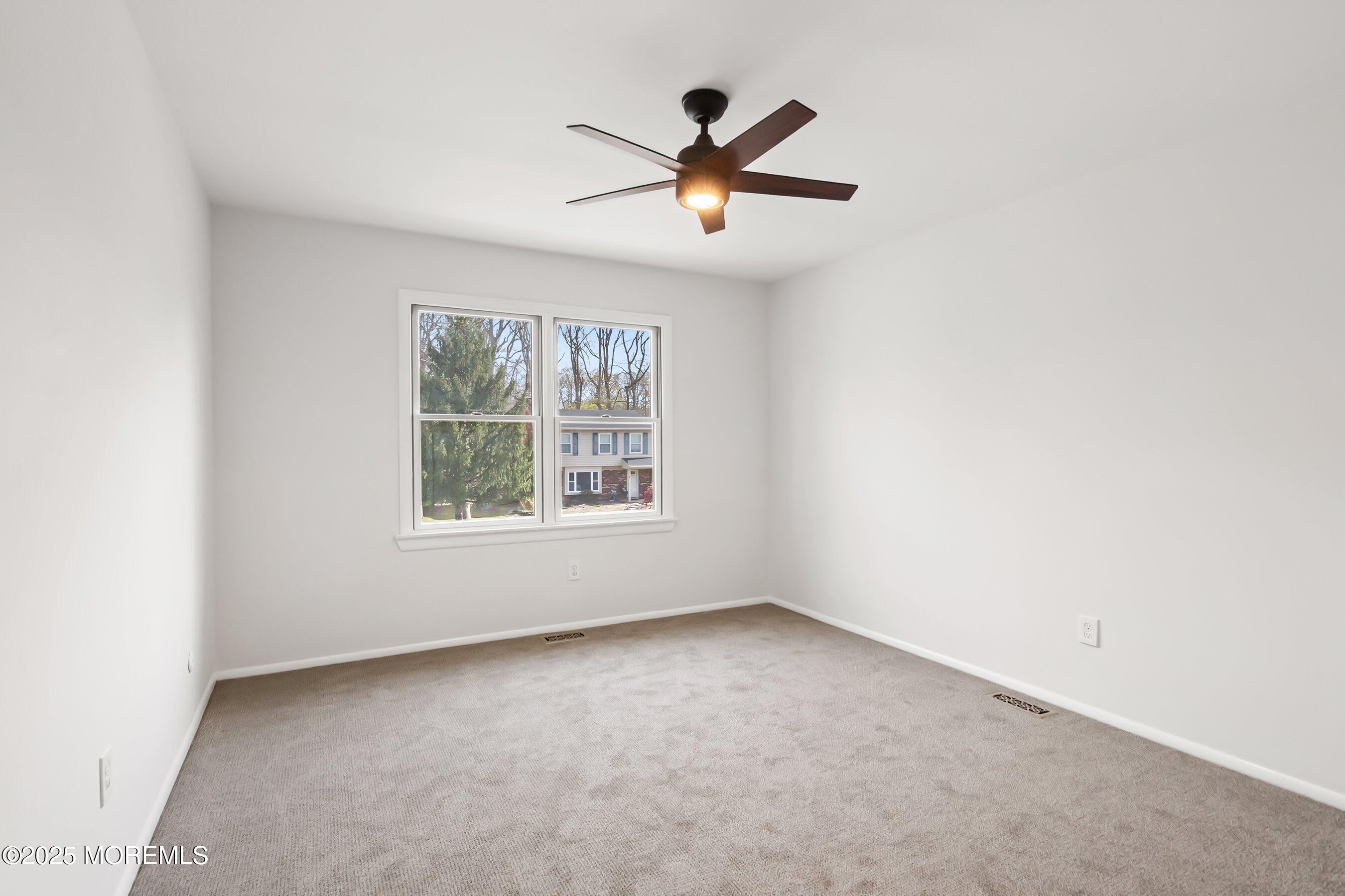 7 Hazelwood Court, Howell, New Jersey image 18