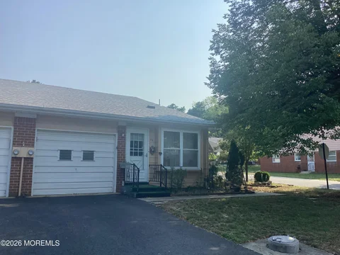 8 Lexington Drive Unit B, Whiting, NJ 08759 - #: 22626245