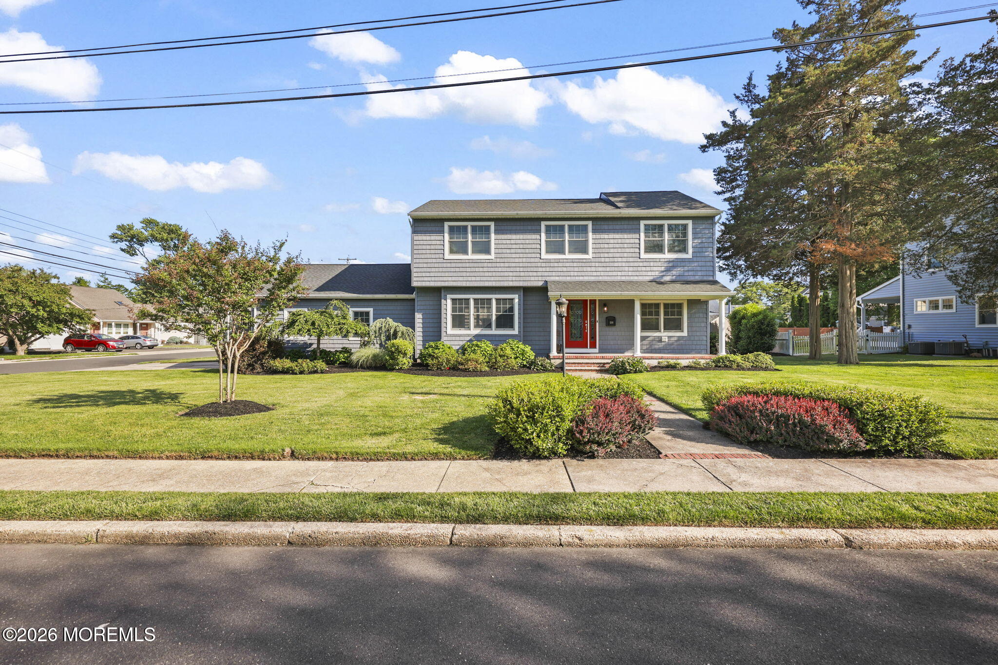 1201 Tuxedo Place