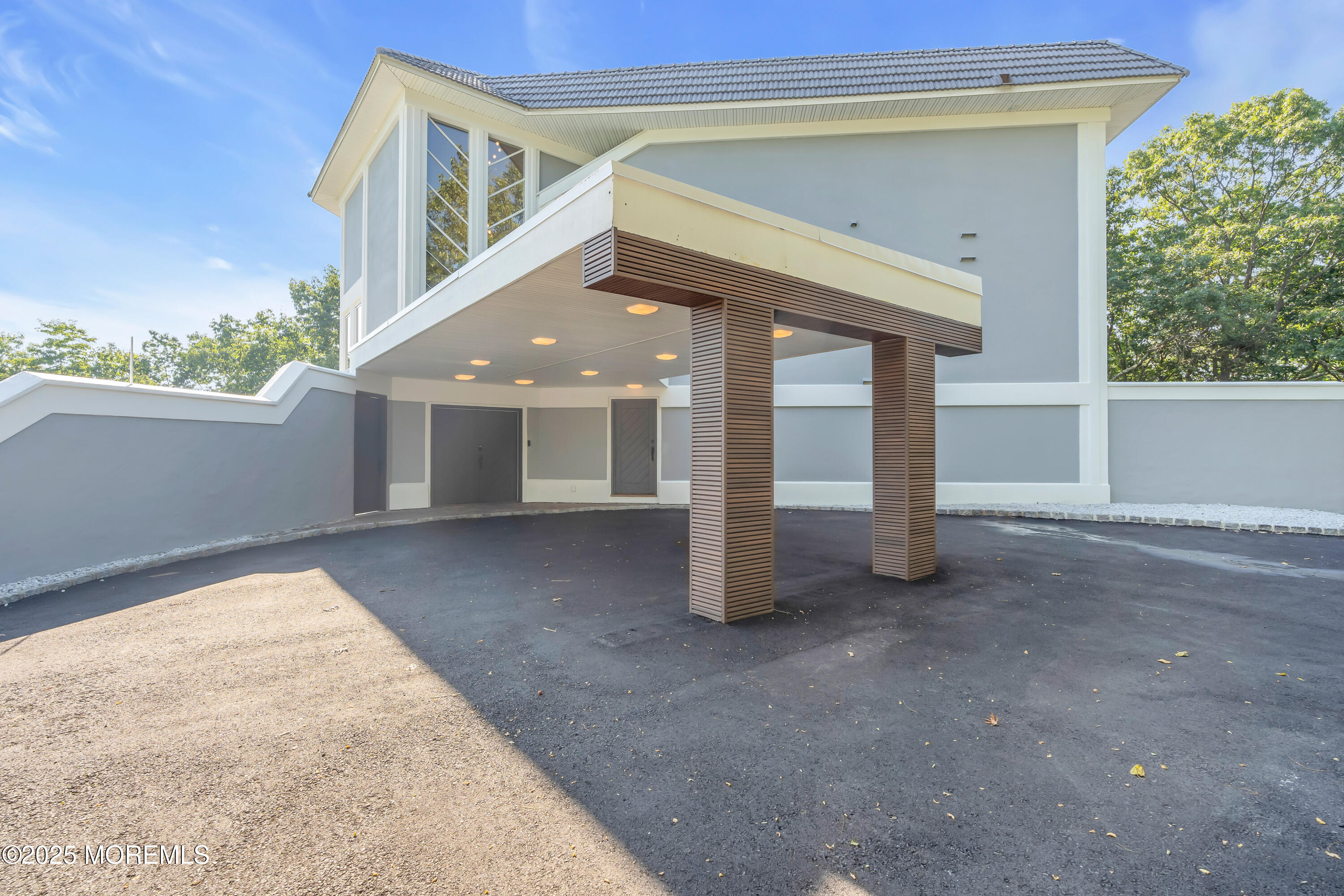 401 Overlook Drive