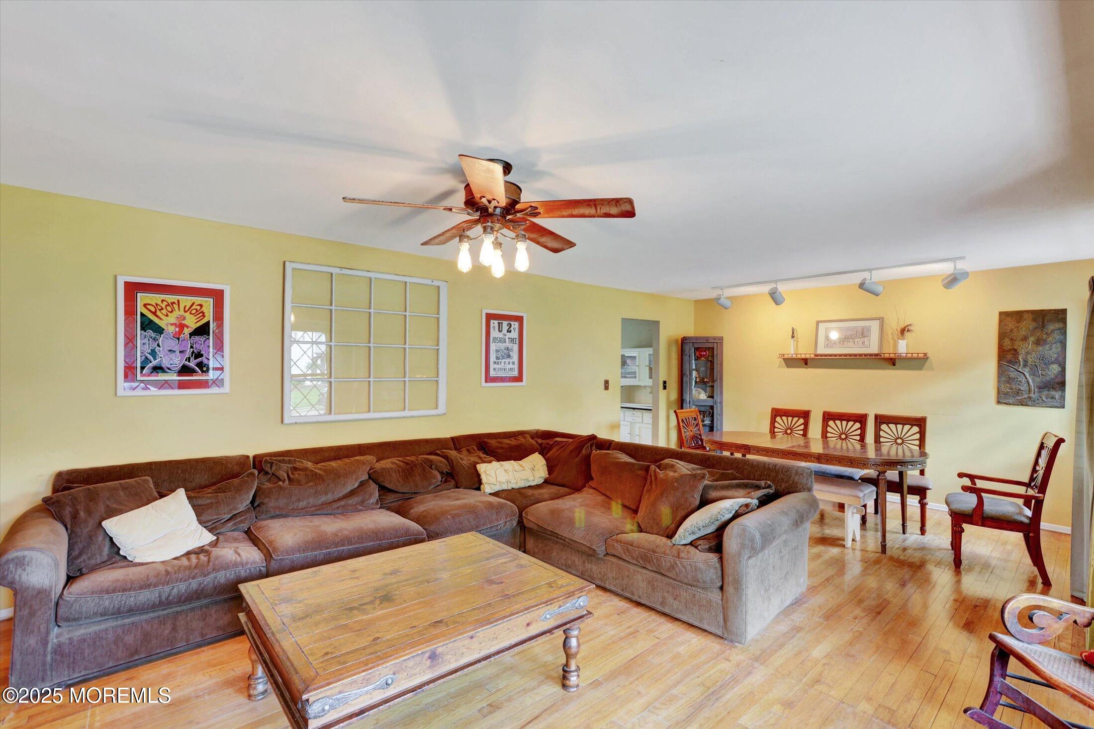 12 Prince William Road, Morganville, New Jersey image 6
