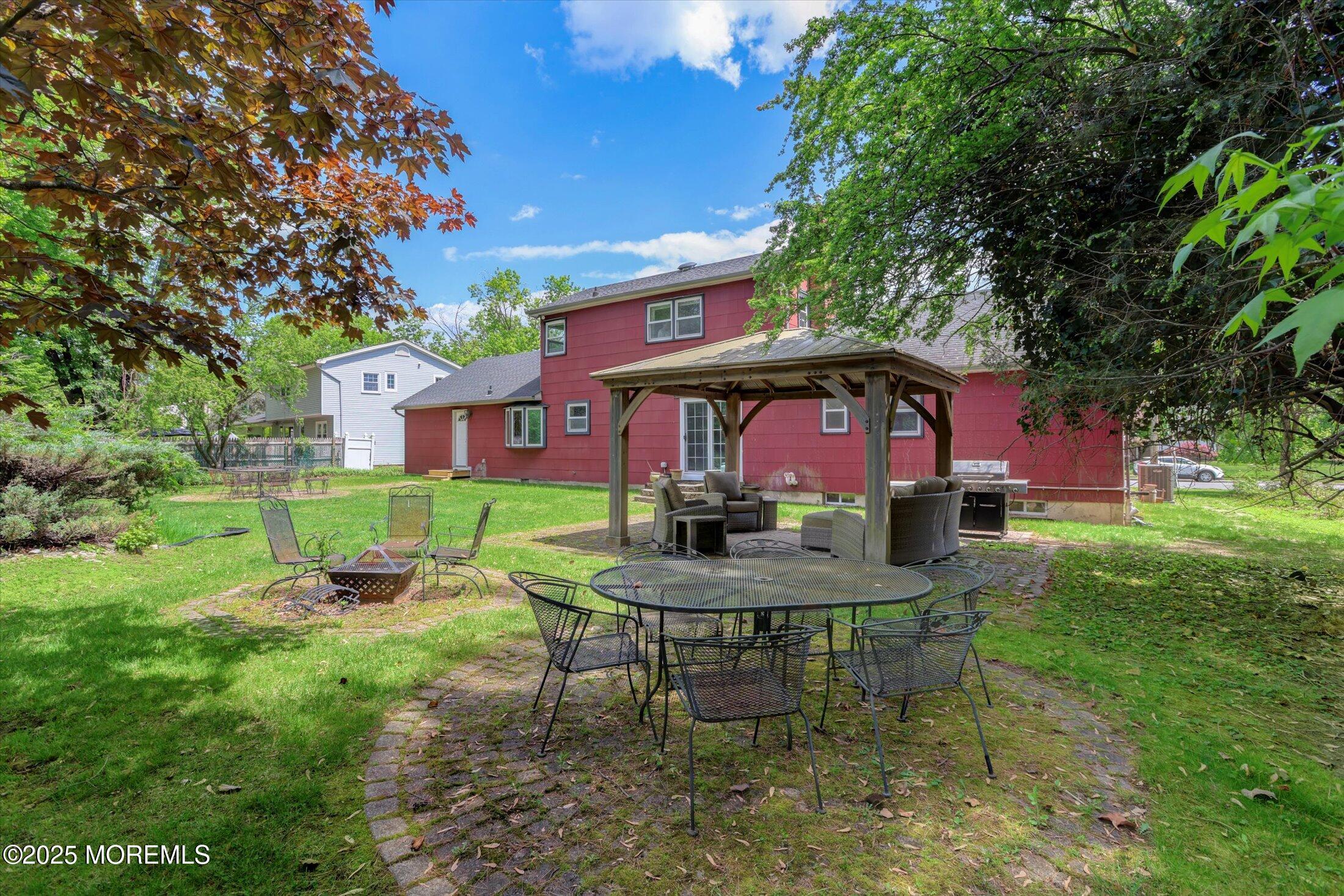 12 Prince William Road, Morganville, New Jersey image 31