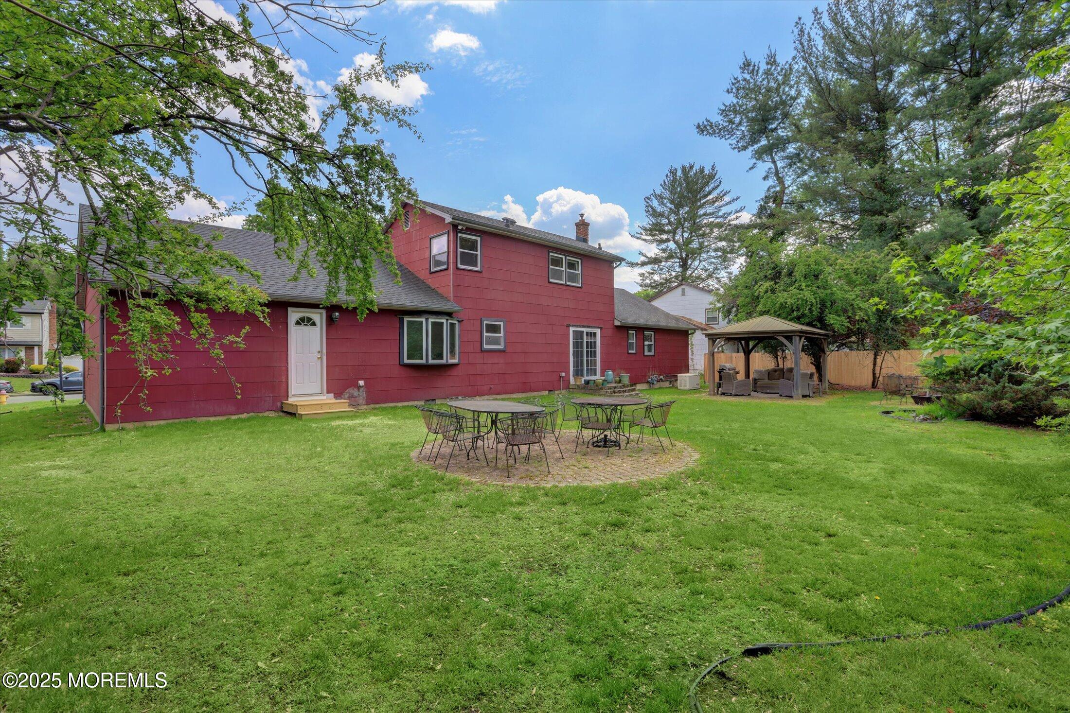 12 Prince William Road, Morganville, New Jersey image 30