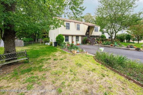 Photo of 10 Cambridge Drive, Jackson, NJ 08527 (MLS # 22600430)
