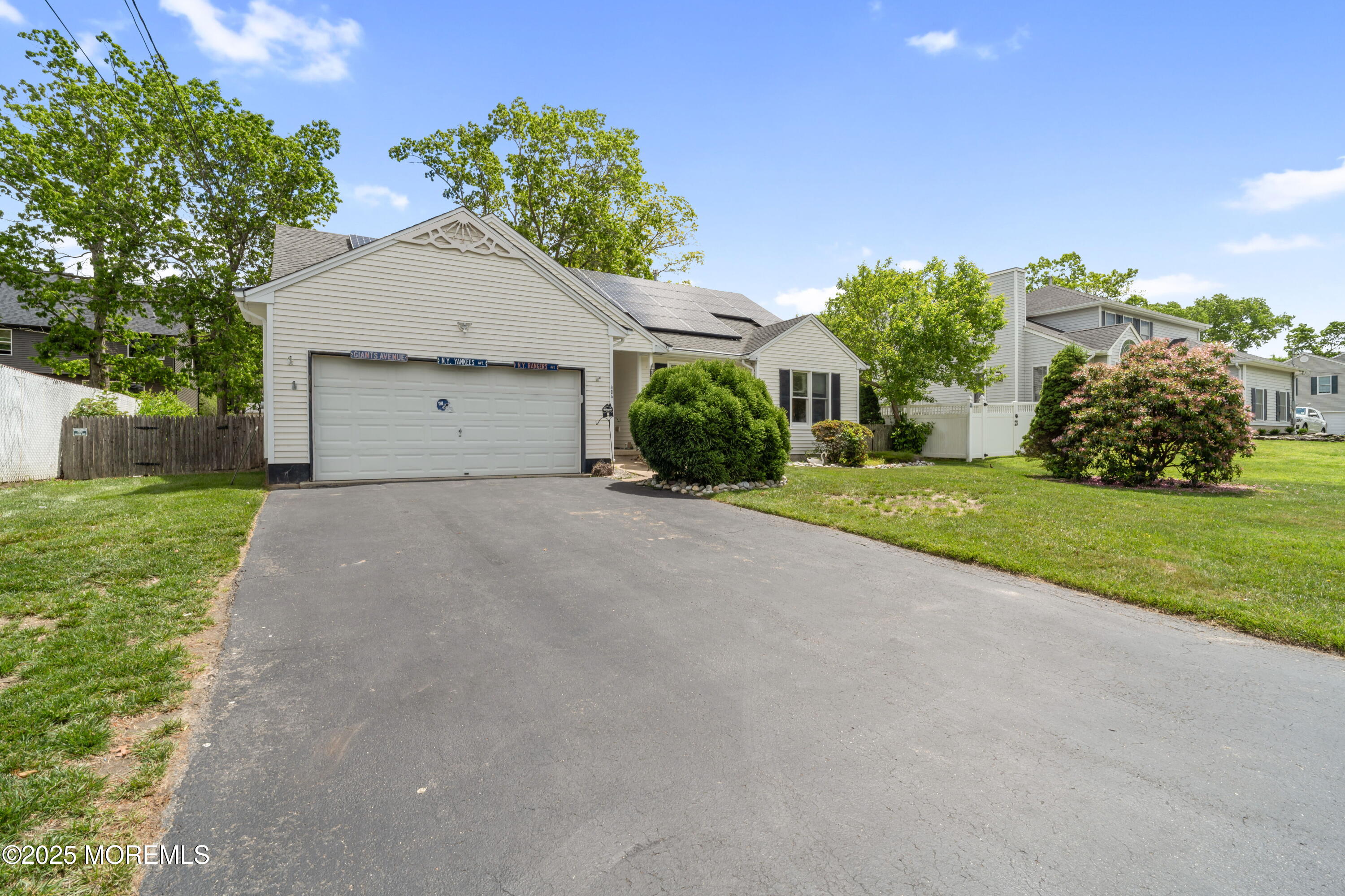 385 Mermaid Drive, Manahawkin, New Jersey image 5