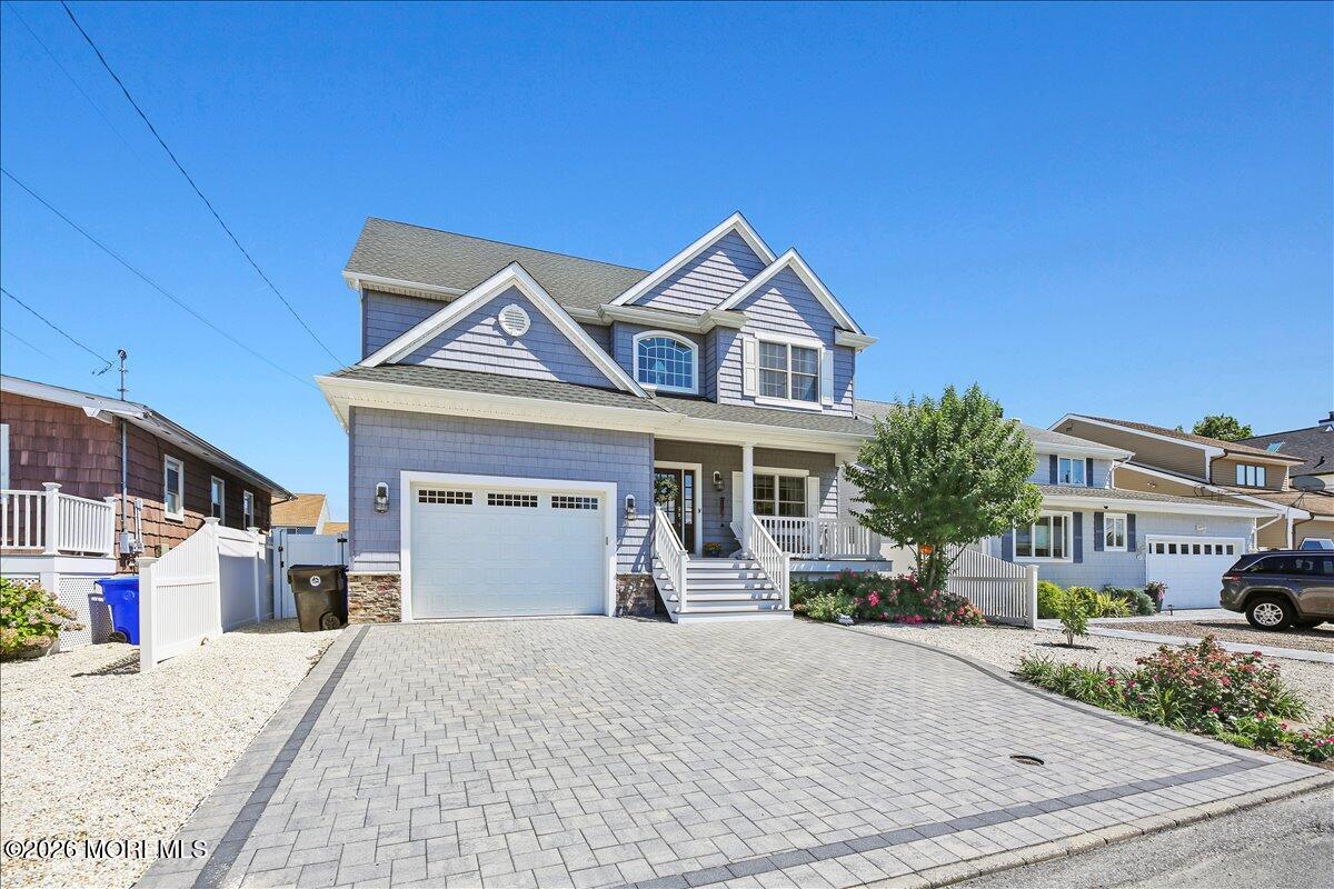23 W Coral Drive