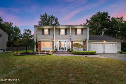 27 Farm Tree Road Manalapan NJ 07726