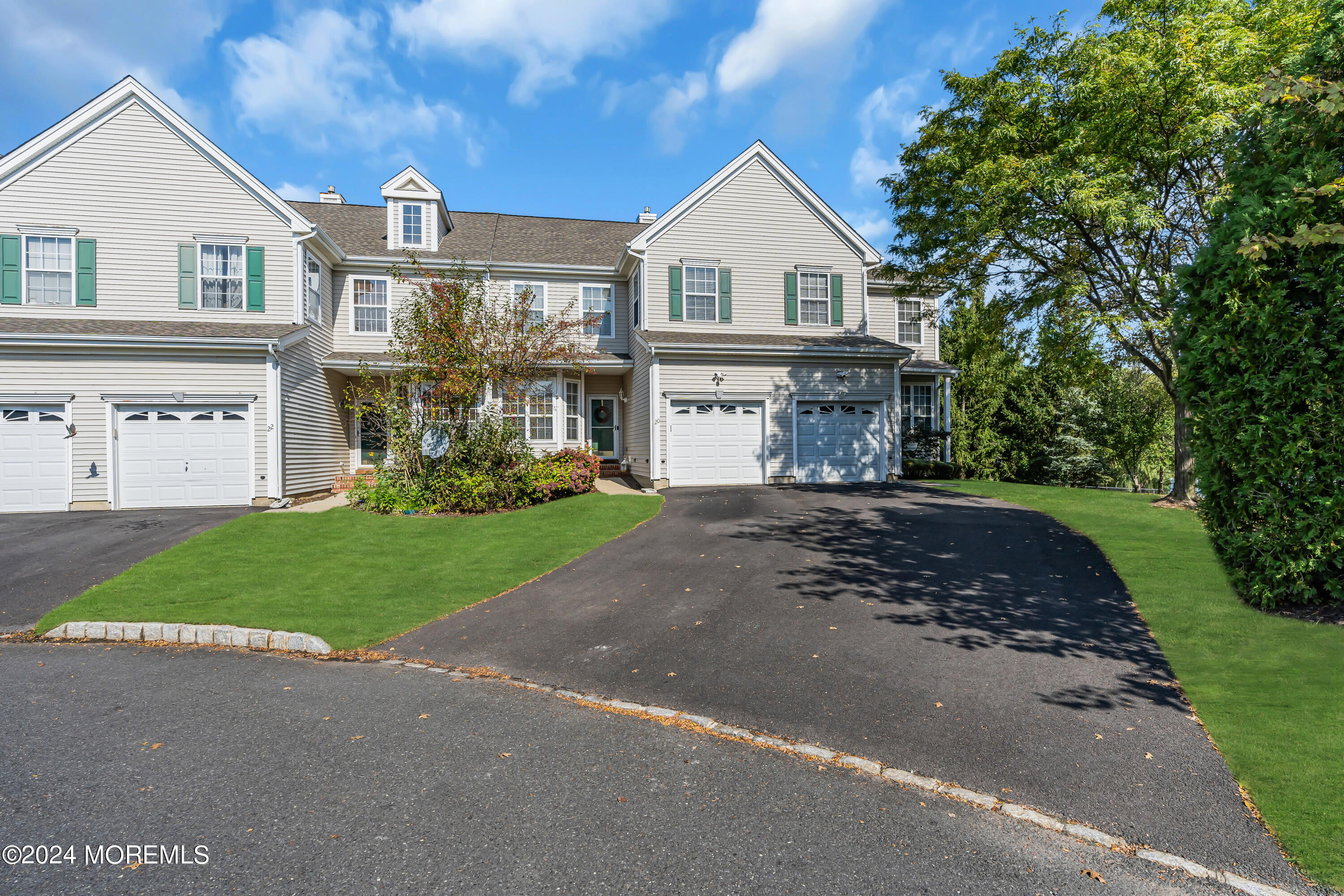 20 Straton Court, Parlin, New Jersey image 2