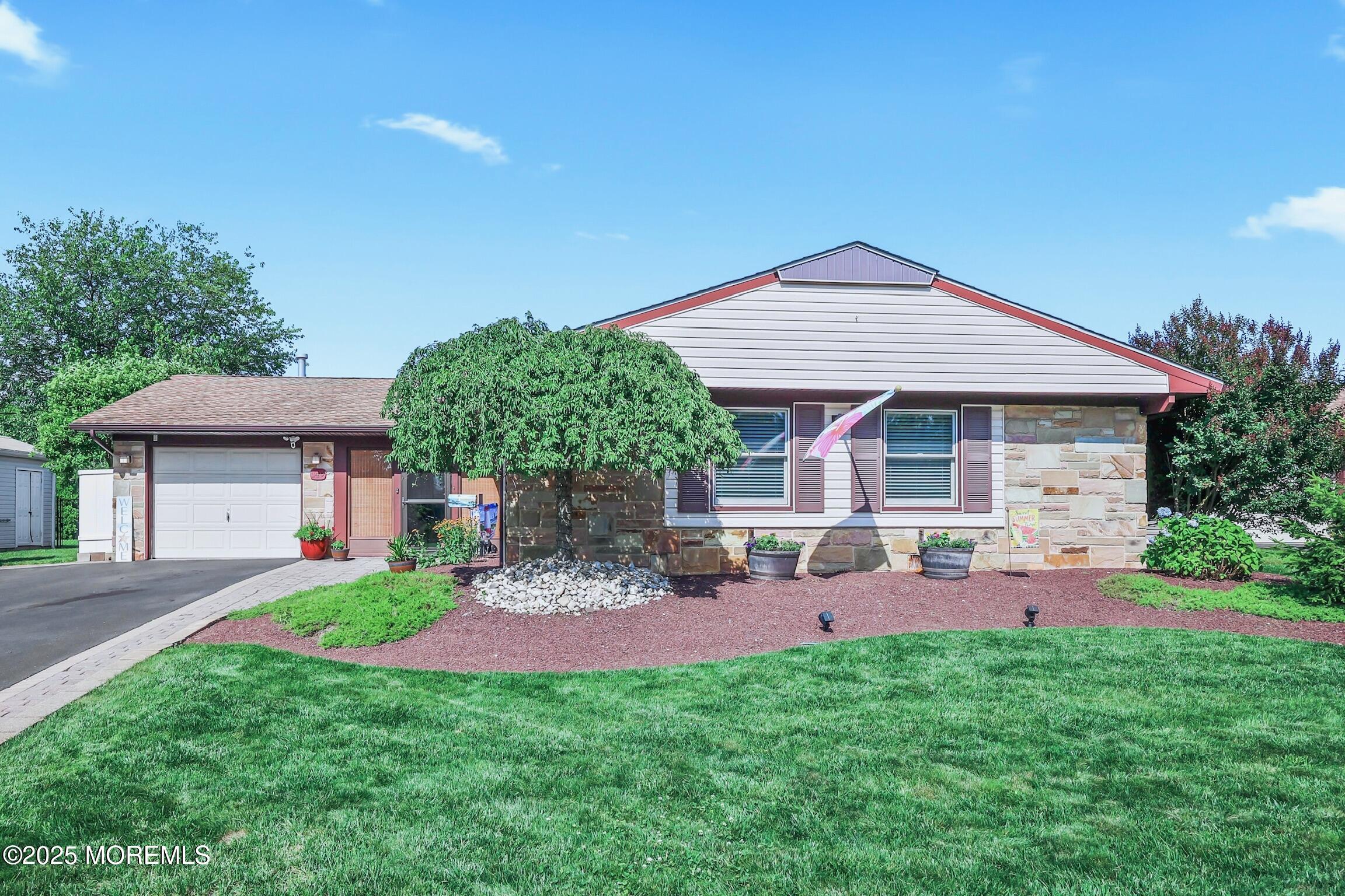 149 Idlewild Lane