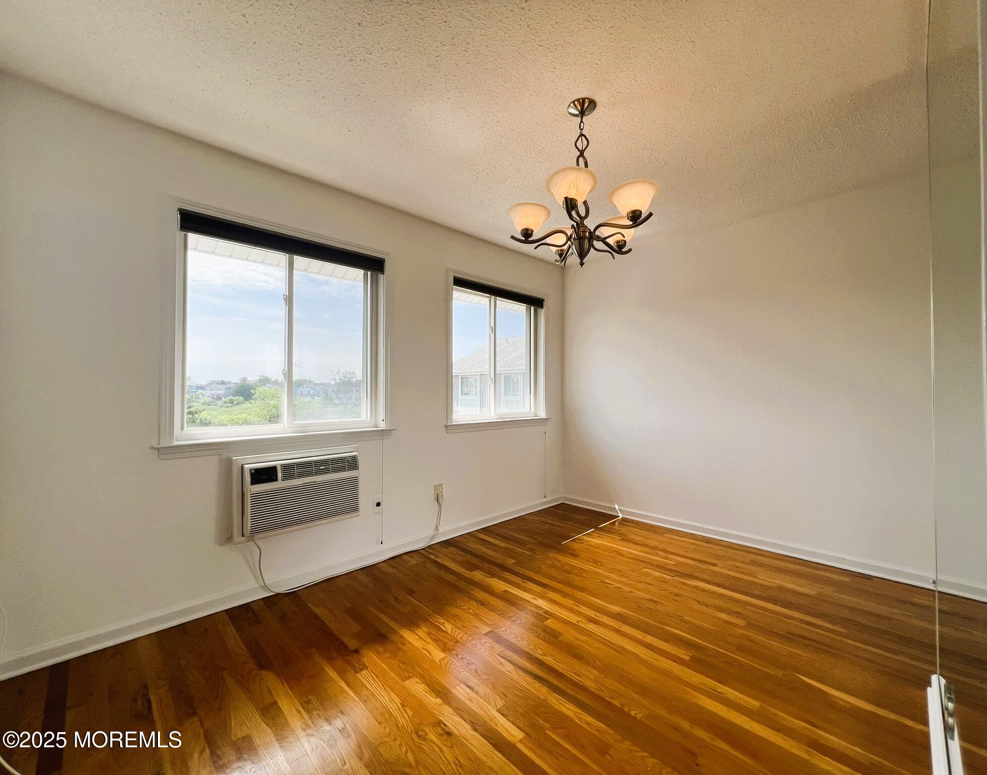 50 Valentine Street 12B