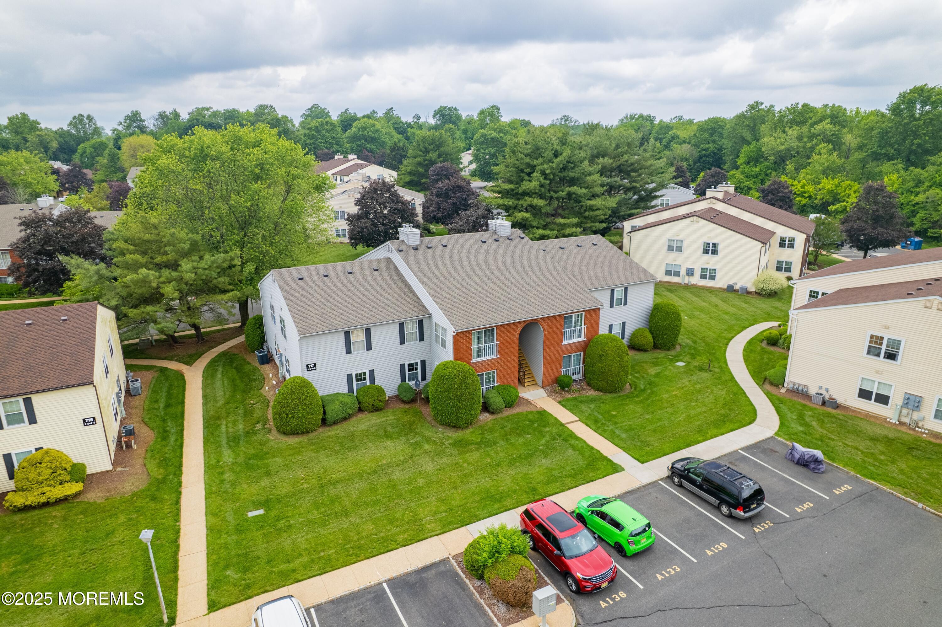 717 Zlotkin Circle #1, Freehold, New Jersey image 15