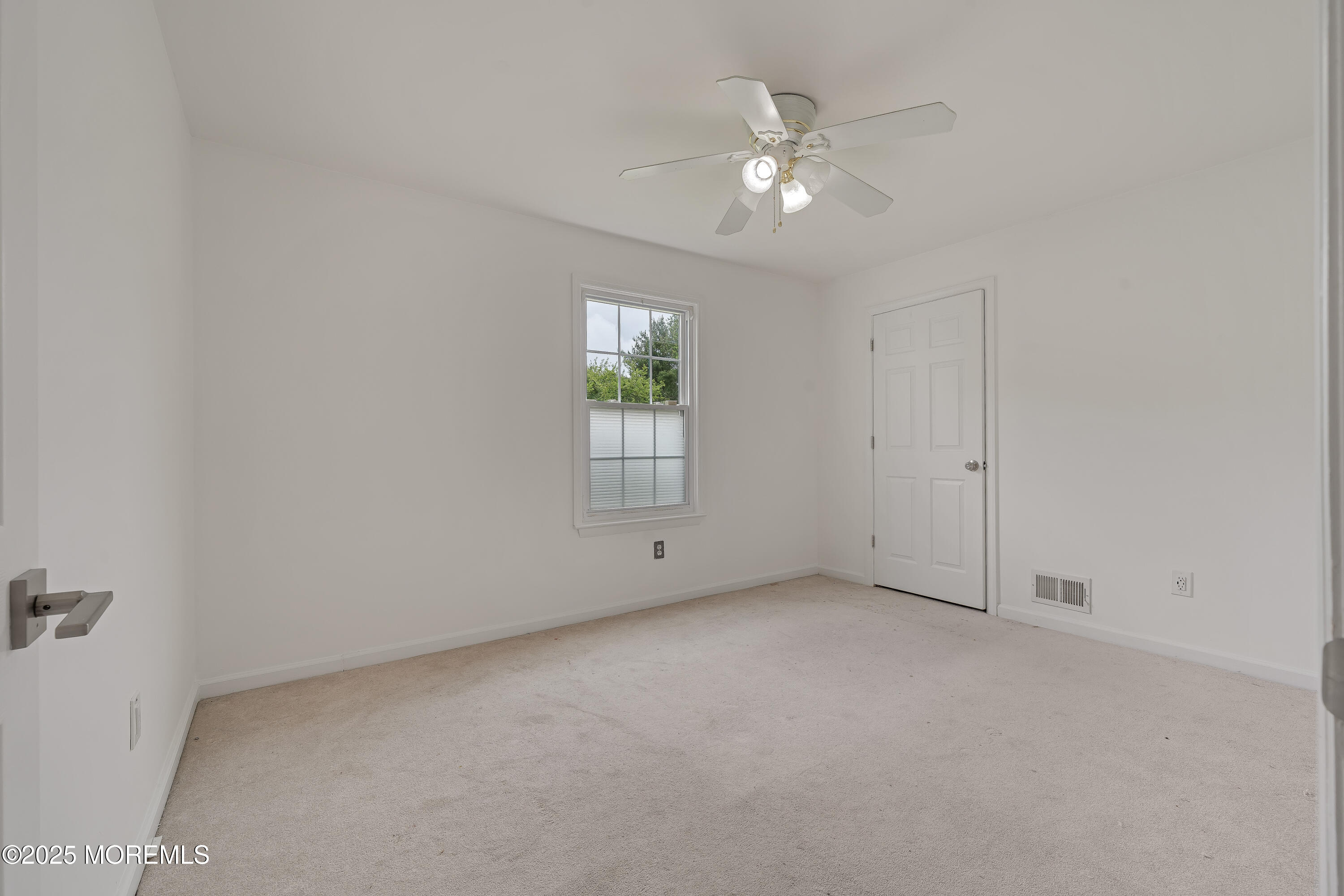 717 Zlotkin Circle #1, Freehold, New Jersey image 13