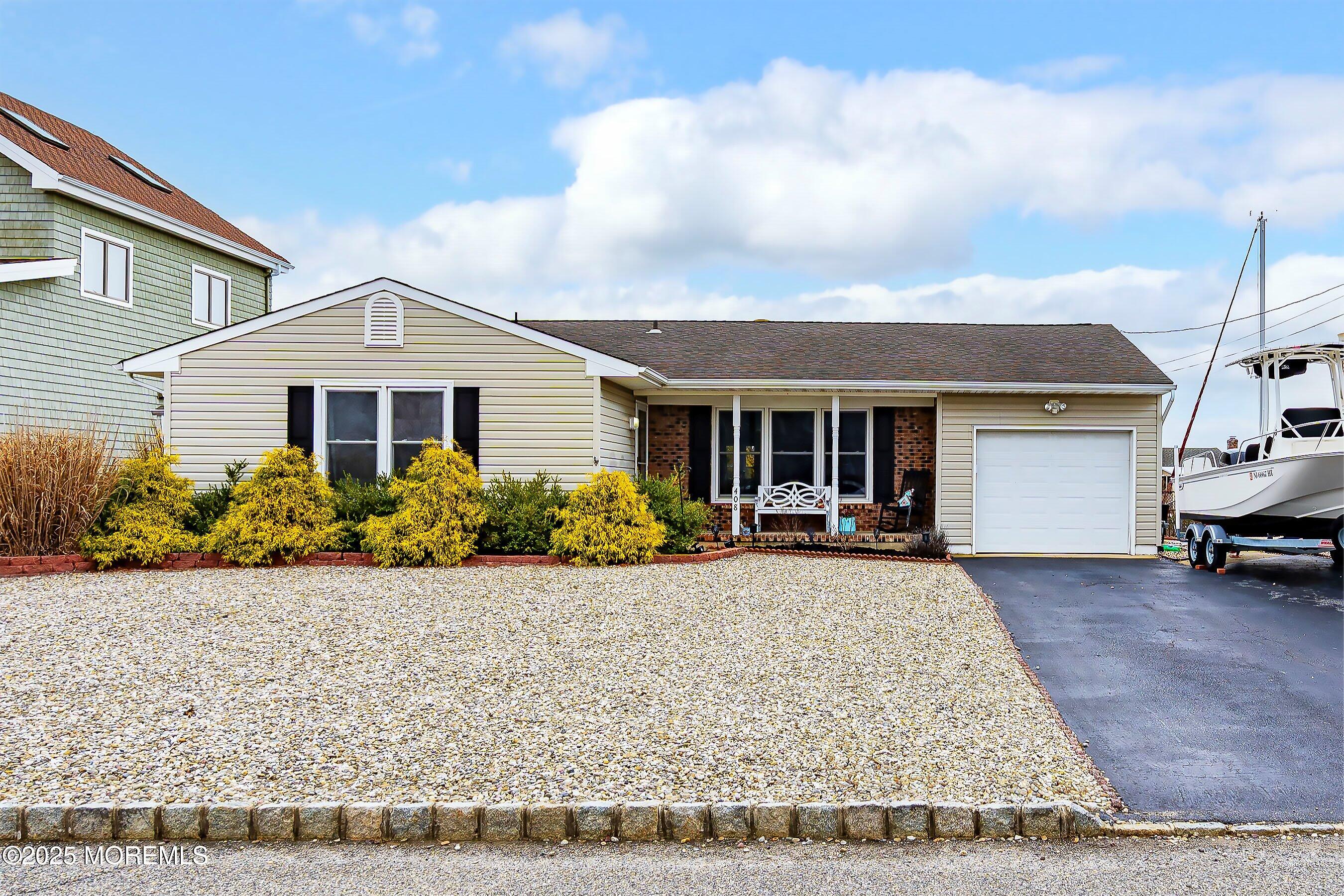 408 Elizabeth Court, Lanoka Harbor, New Jersey image 1