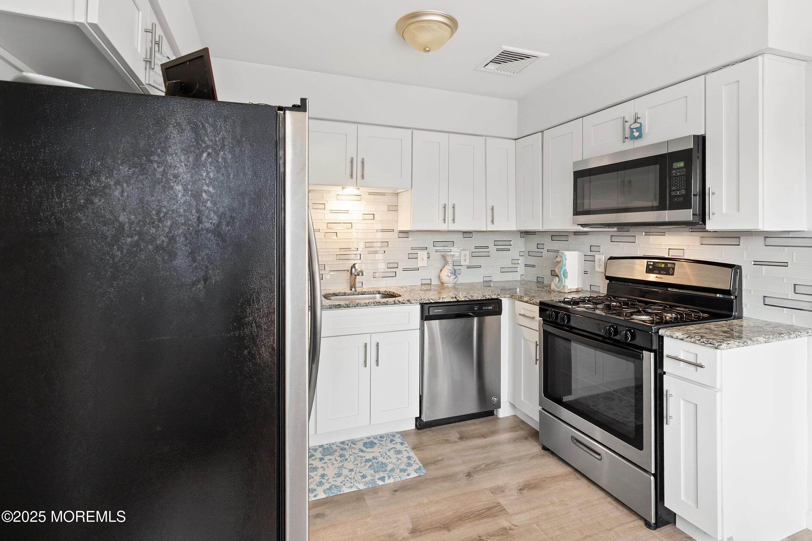 408 Elizabeth Court, Lanoka Harbor, New Jersey image 14