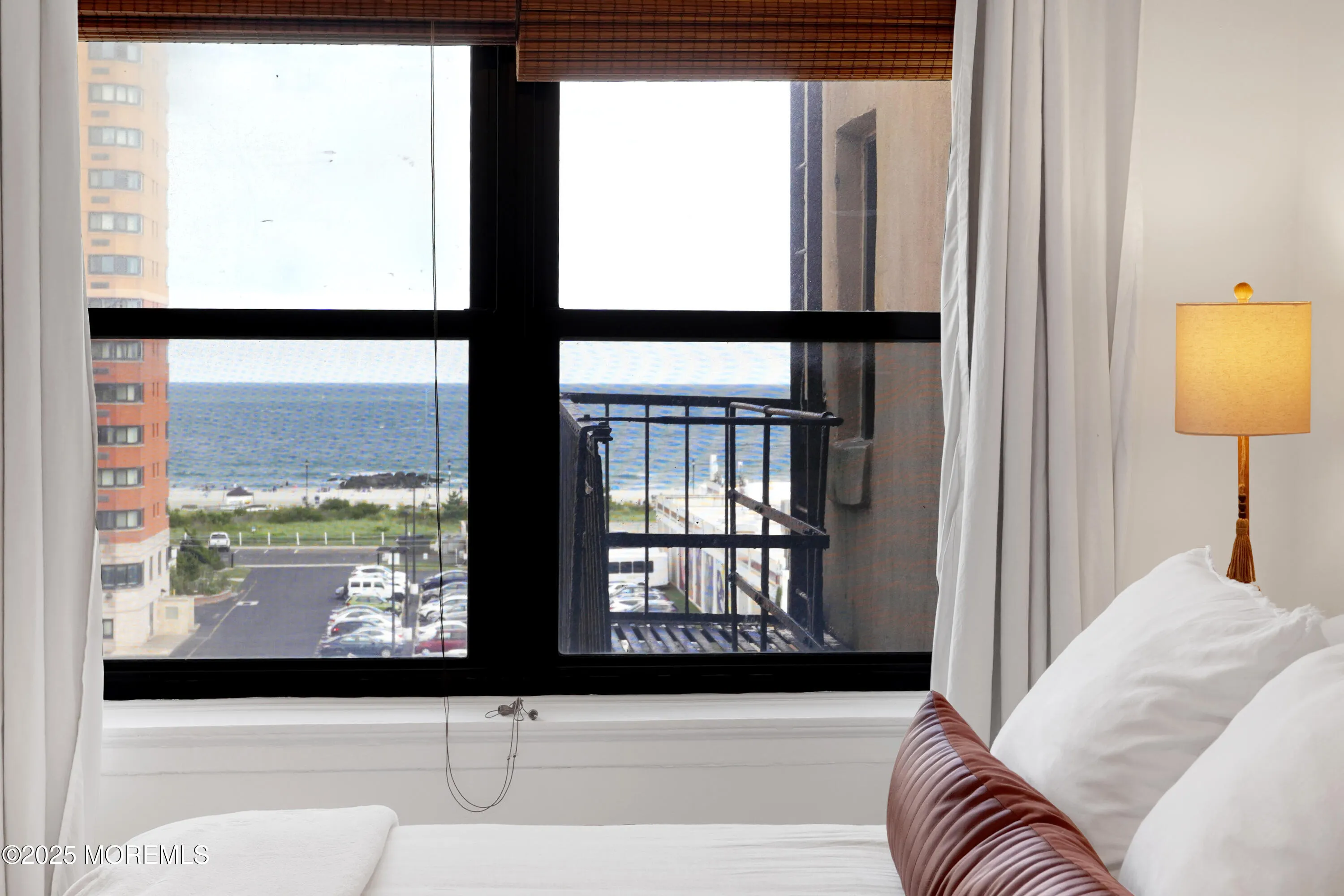 Asbury Park, New Jersey 07712, United States, 1 Bedroom Bedrooms, ,1 BathroomBathrooms,Residential,Pending,196874