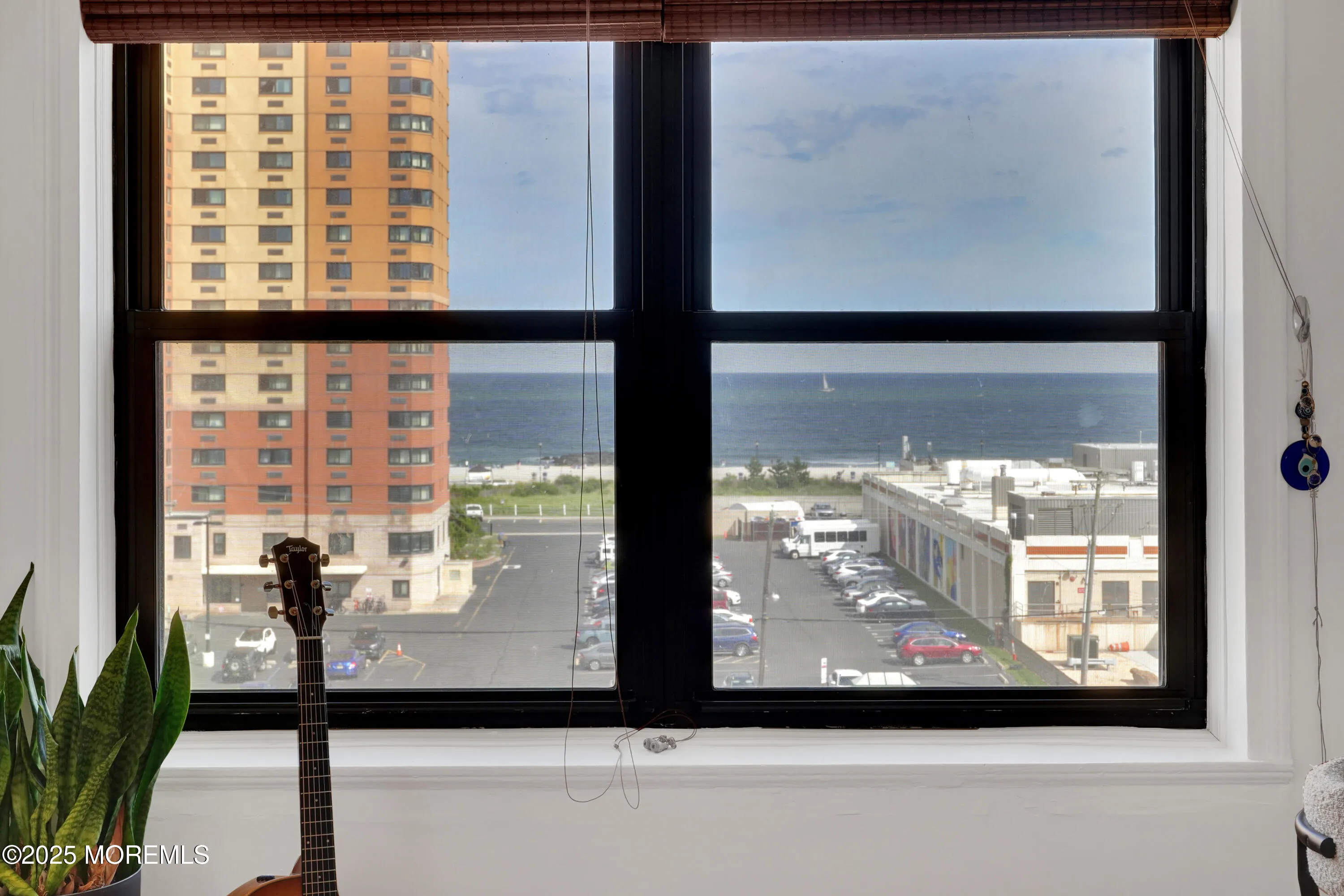 Asbury Park, New Jersey 07712, United States, 1 Bedroom Bedrooms, ,1 BathroomBathrooms,Residential,Pending,196874