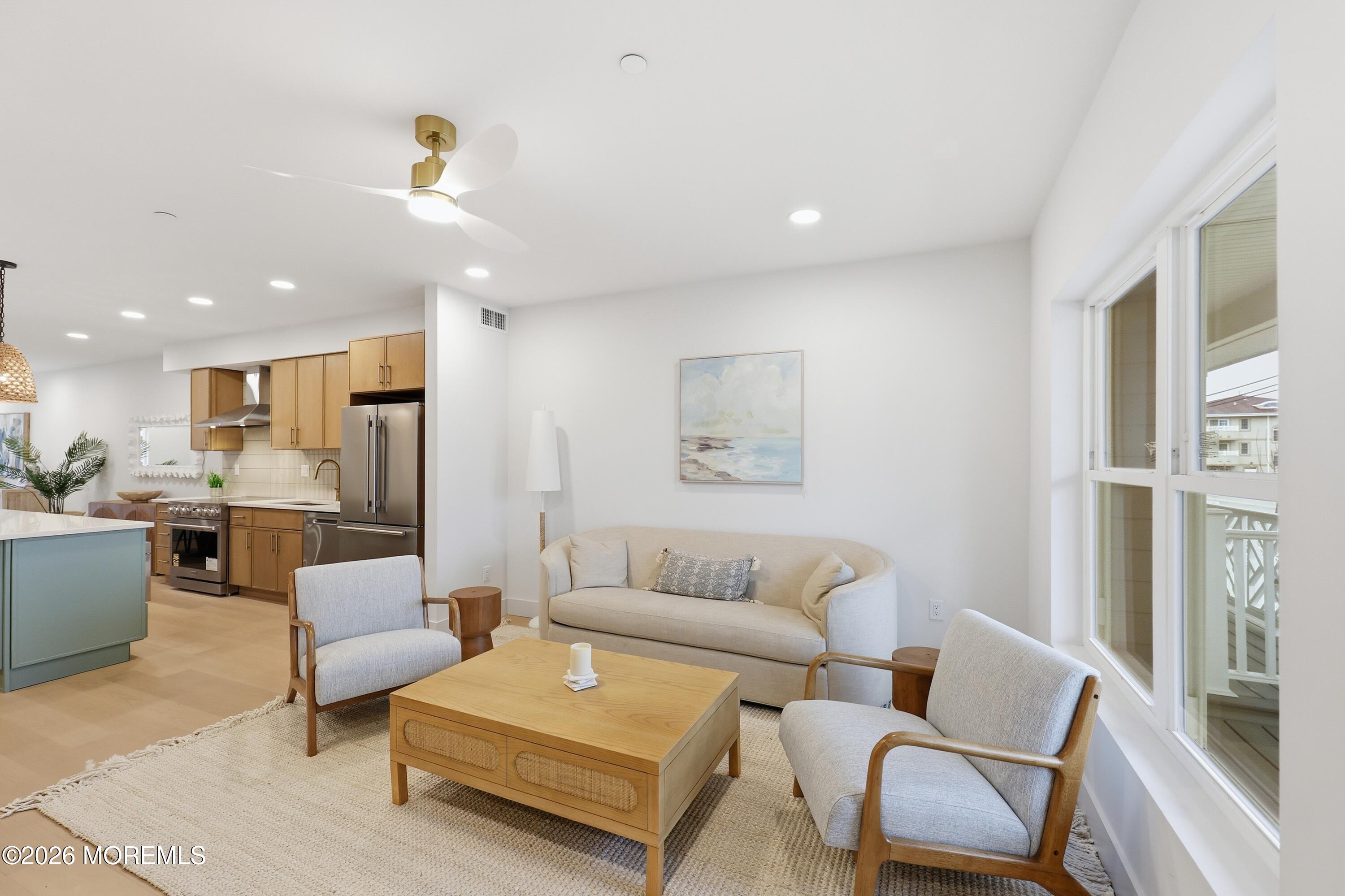 801 Main Street B2