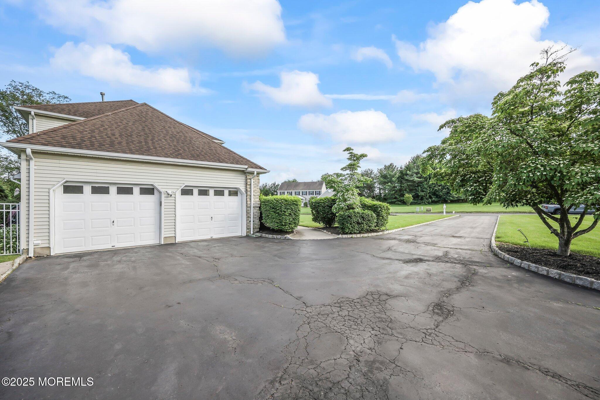 21 Windswept Lane, Freehold, New Jersey image 33