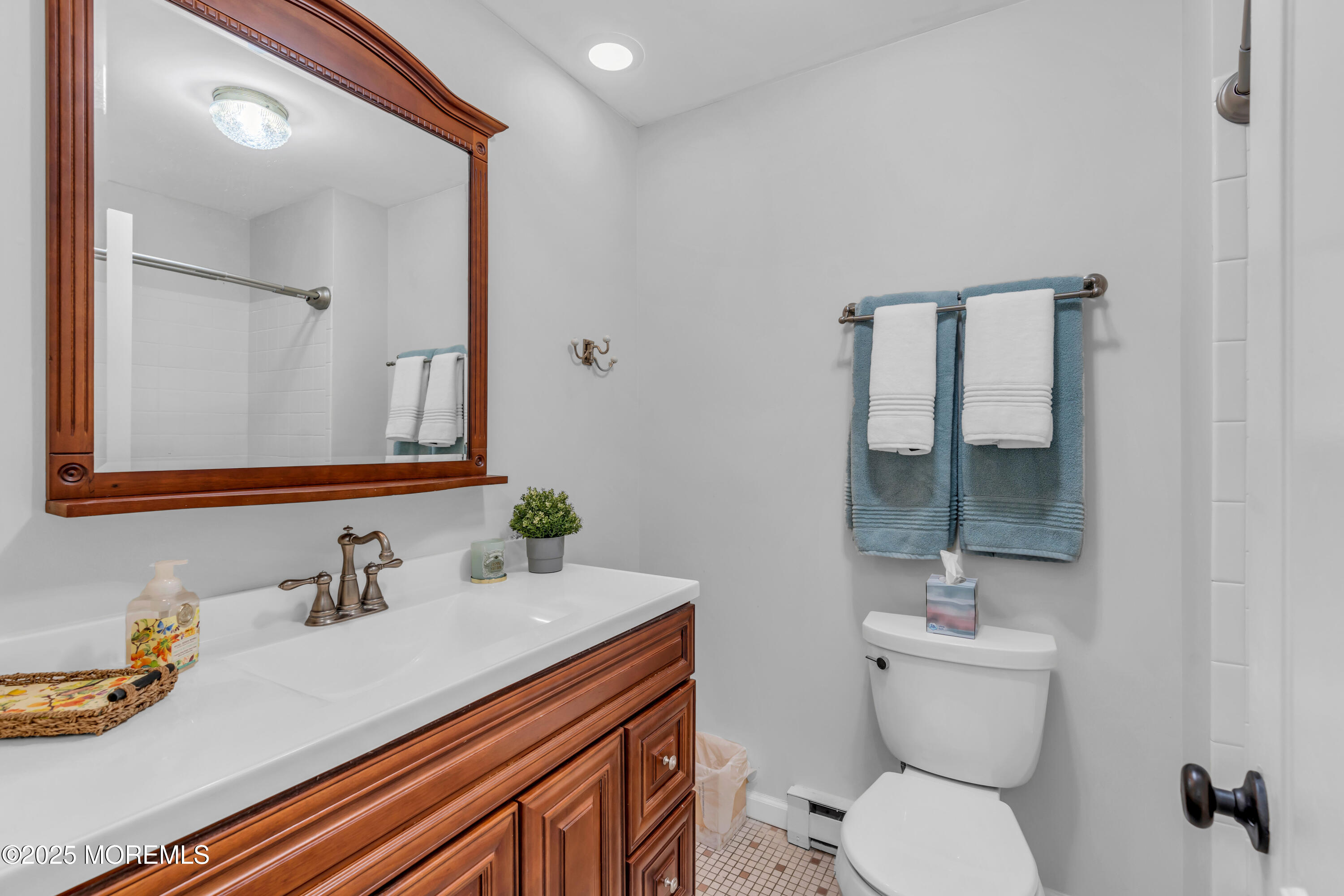 132 Lexington Court, Red Bank, New Jersey image 36