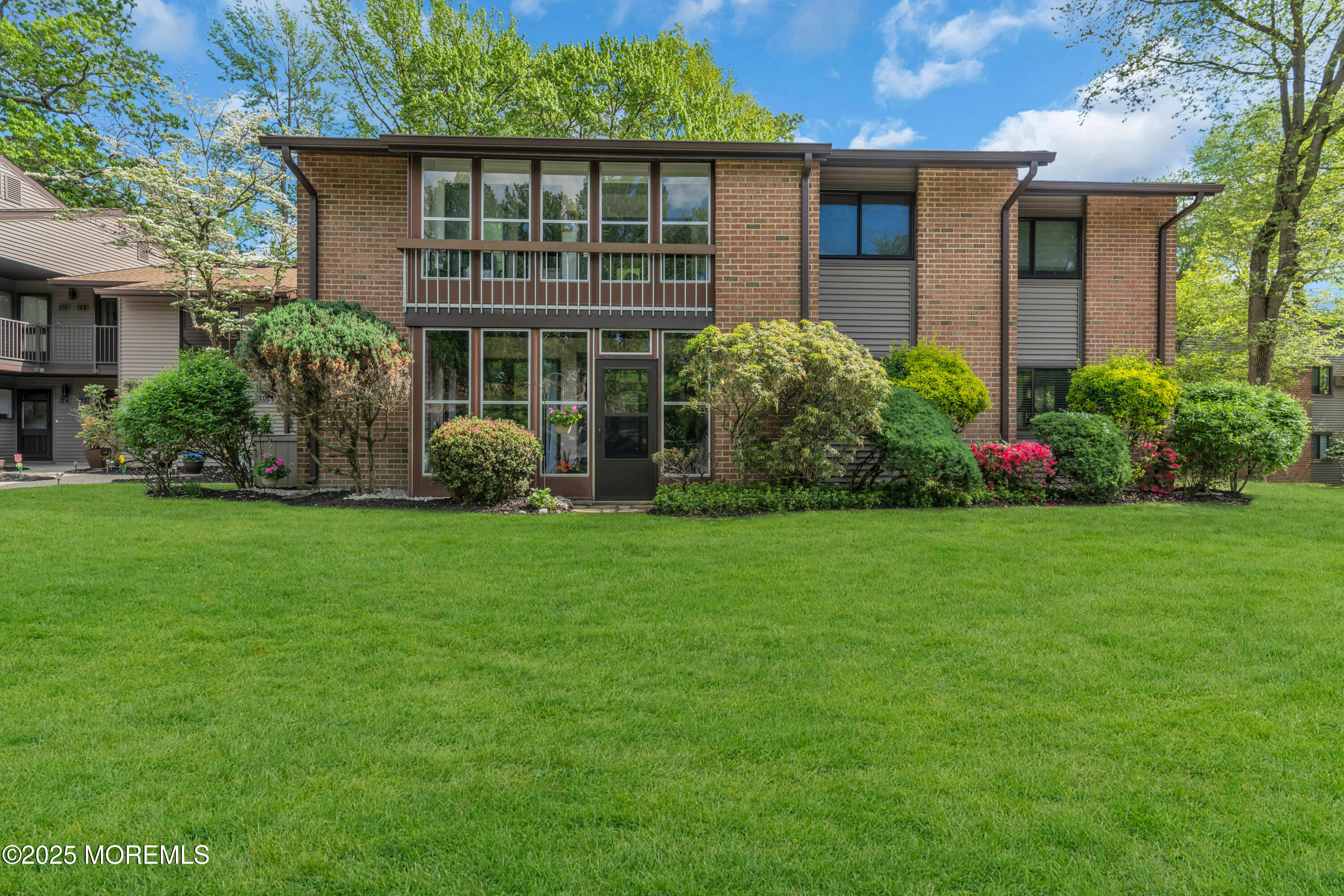 132 Lexington Court, Red Bank, New Jersey image 2