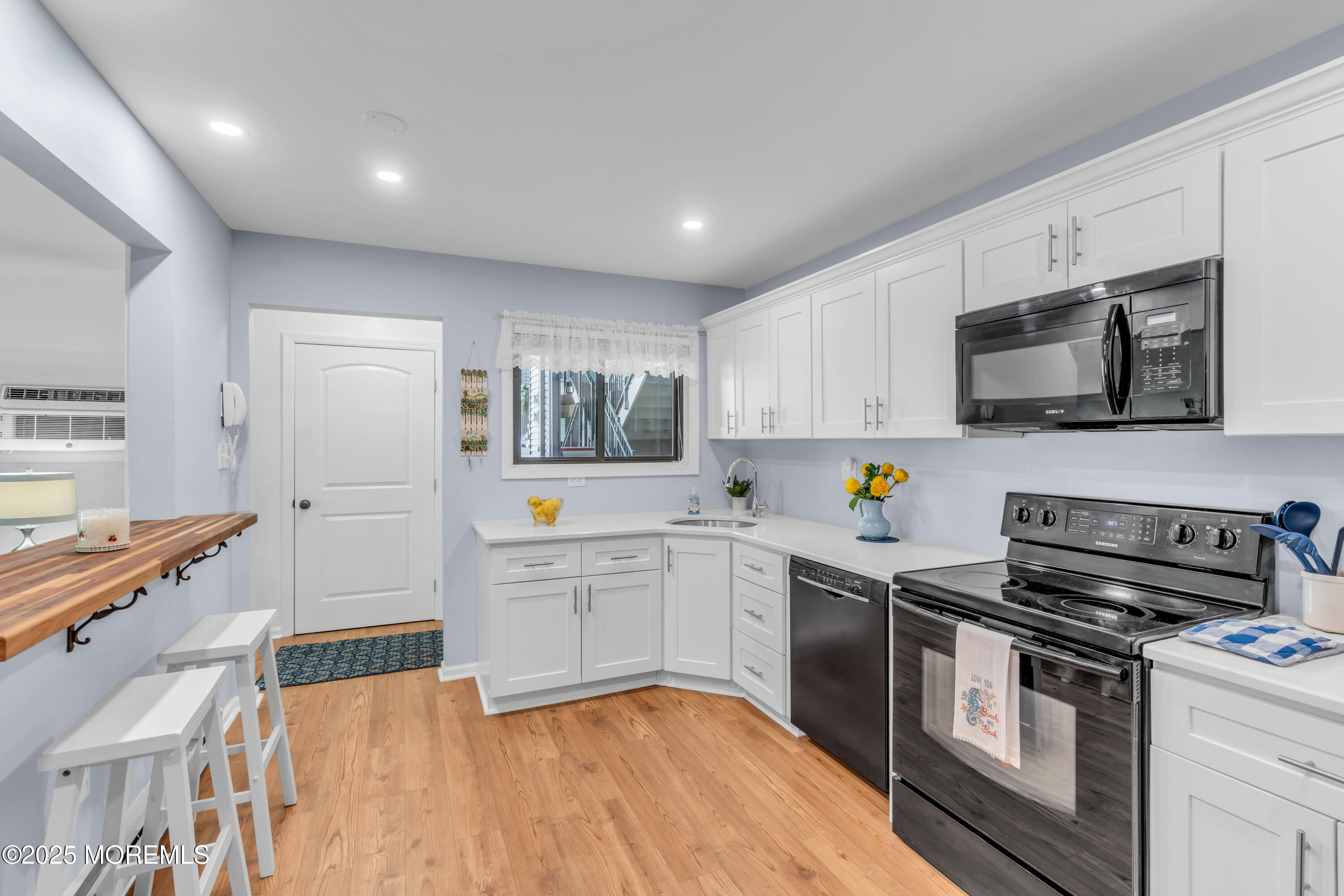 132 Lexington Court, Red Bank, New Jersey image 12