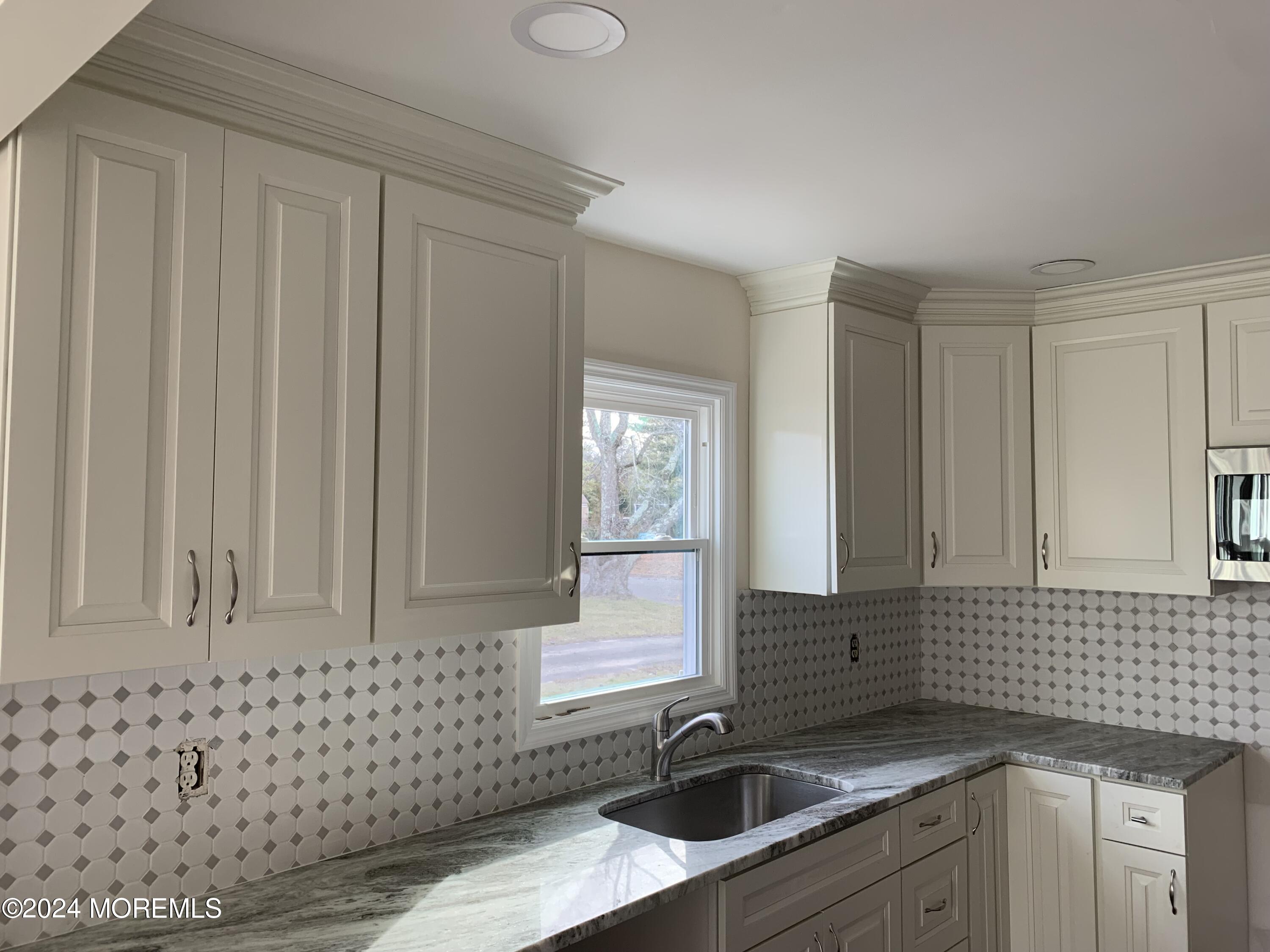 53 Sofia Drive, Manalapan, New Jersey image 11