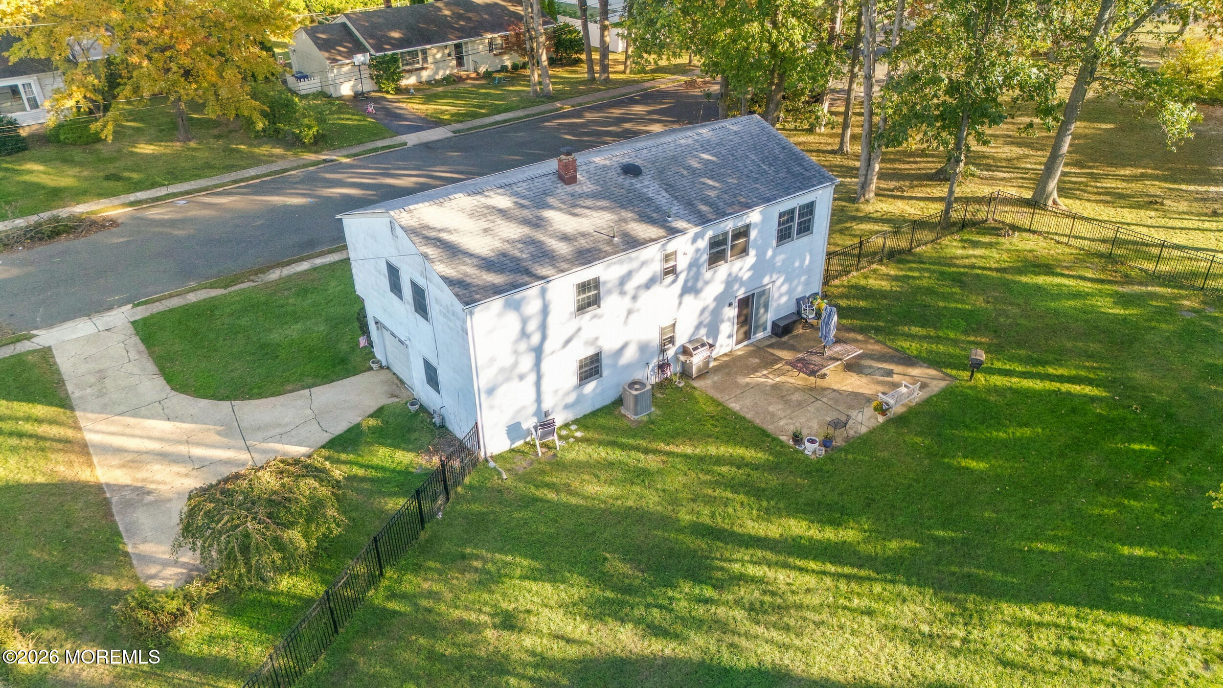 3 Roslyn Drive