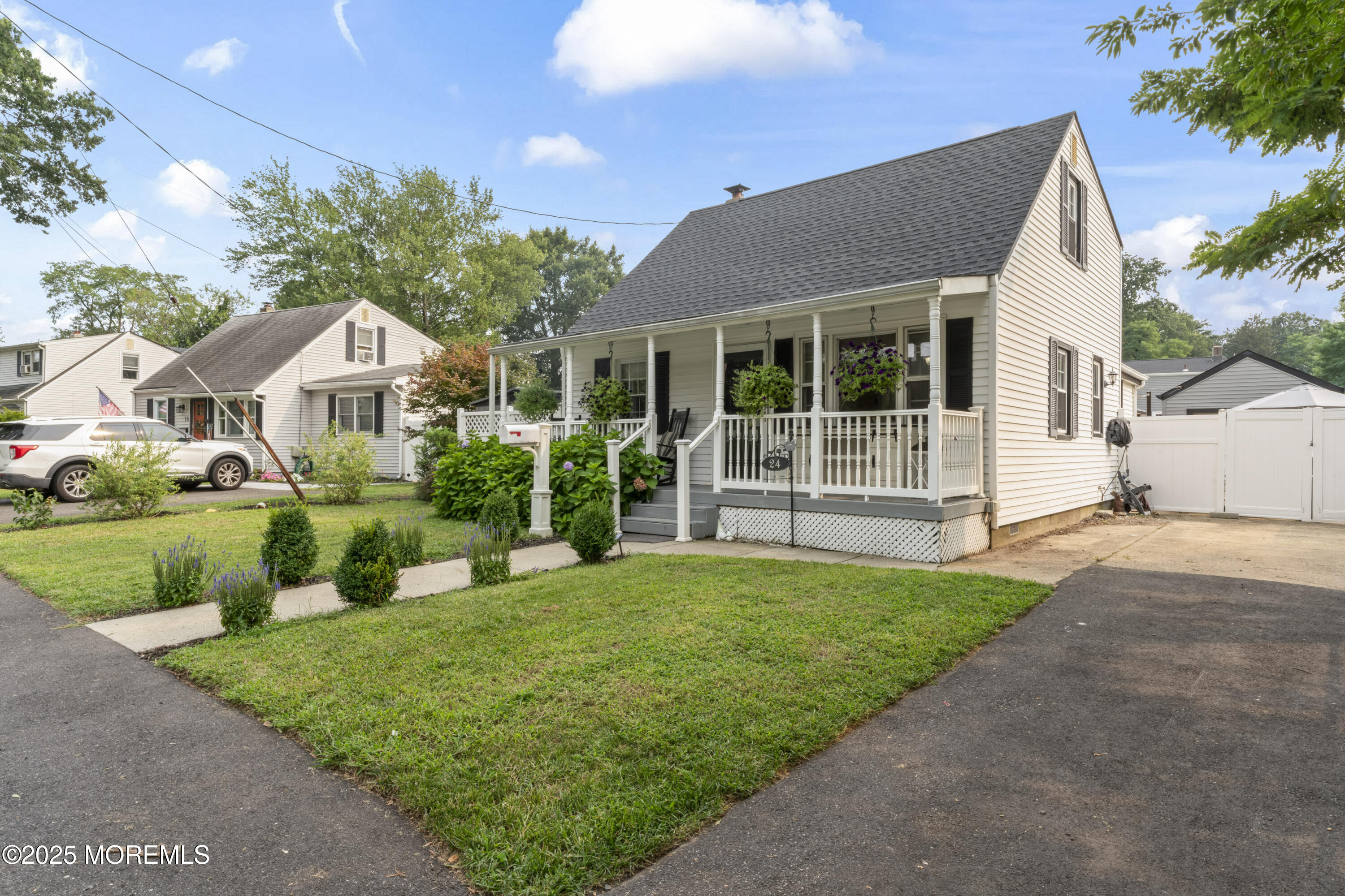 24 Woody Terrace