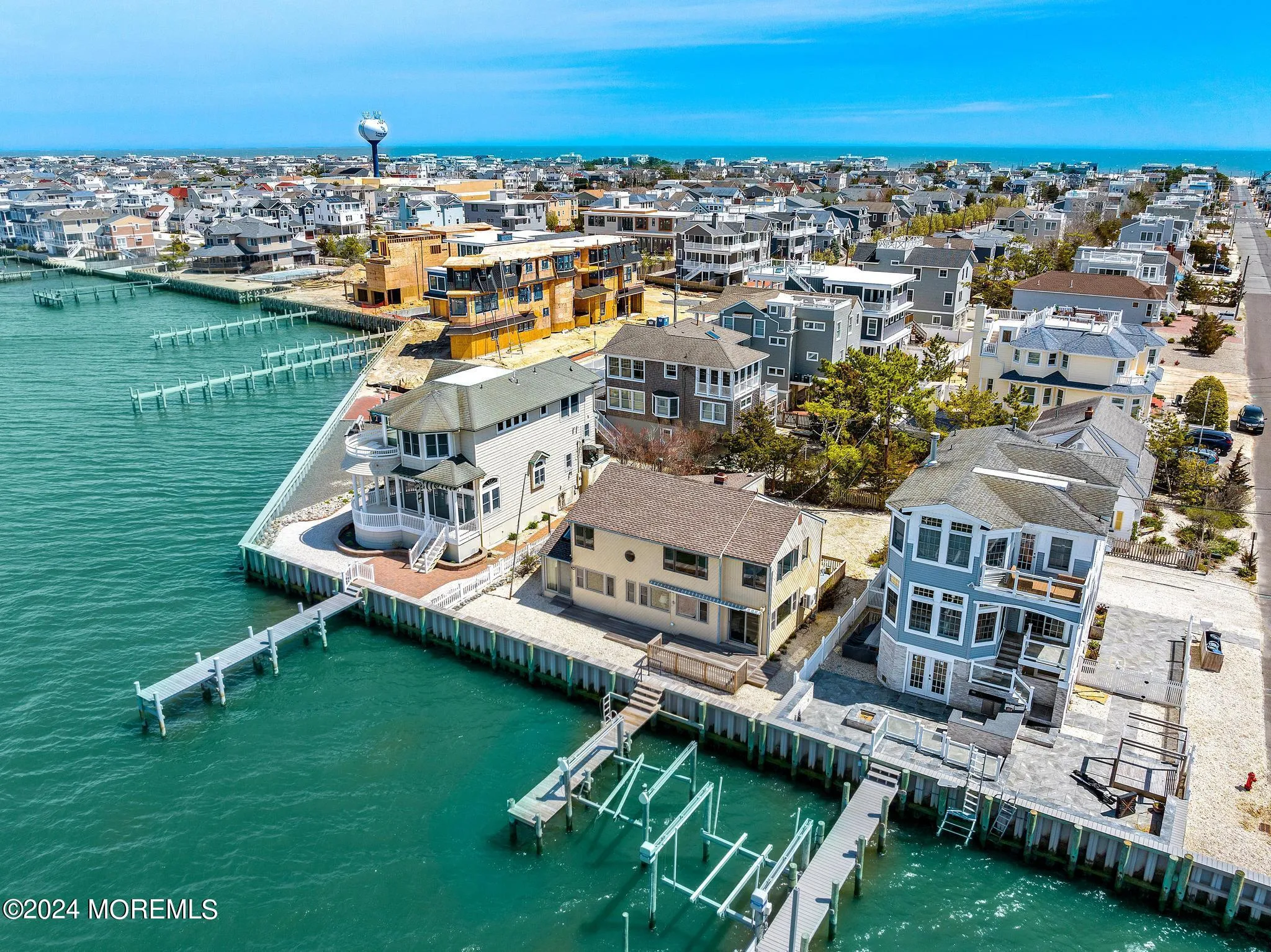 Long Beach Twp, New Jersey 08008, United States, 5 Bedrooms Bedrooms, ,2 BathroomsBathrooms,Residential,Pending,60368