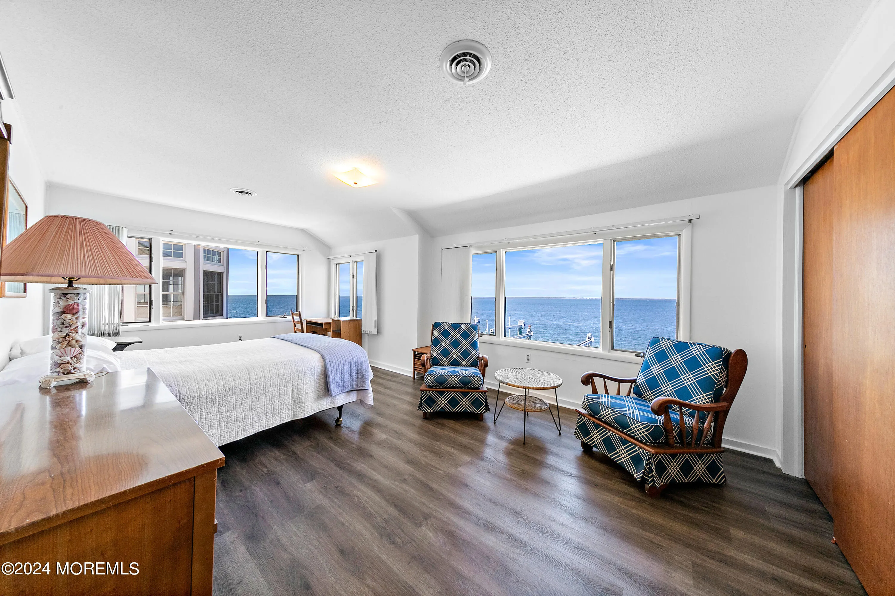 Long Beach Twp, New Jersey 08008, United States, 5 Bedrooms Bedrooms, ,2 BathroomsBathrooms,Residential,Pending,60368