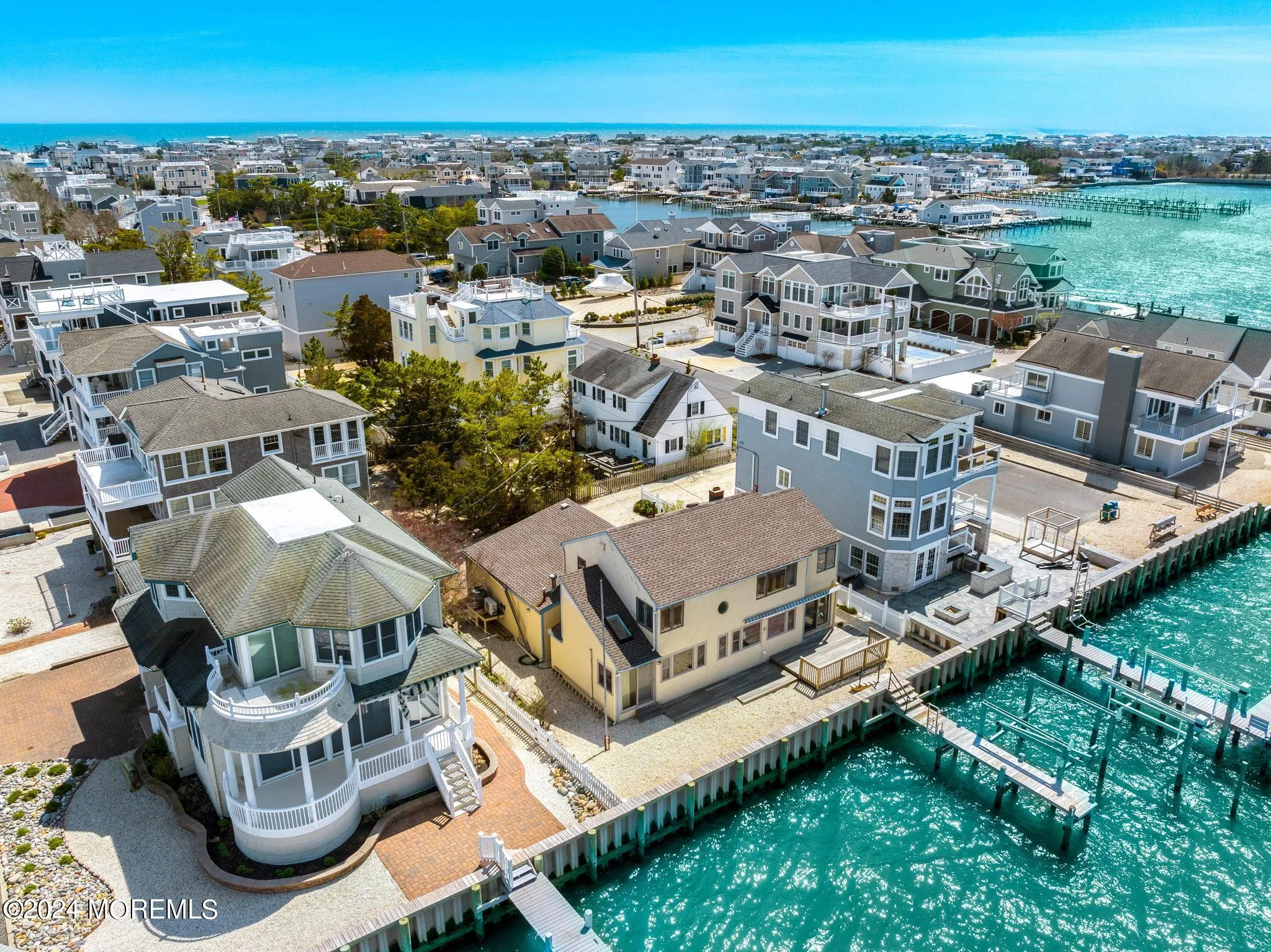 Long Beach Twp, New Jersey 08008, United States, 5 Bedrooms Bedrooms, ,2 BathroomsBathrooms,Residential,Pending,60368