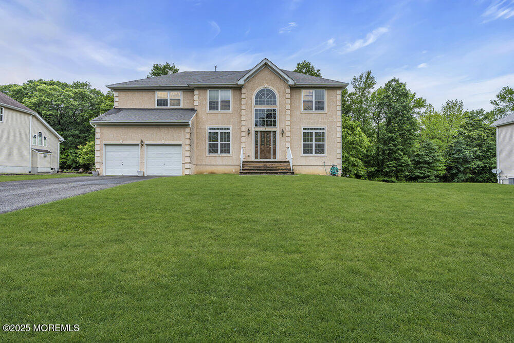 8 Connor Drive, Manalapan, New Jersey image 5