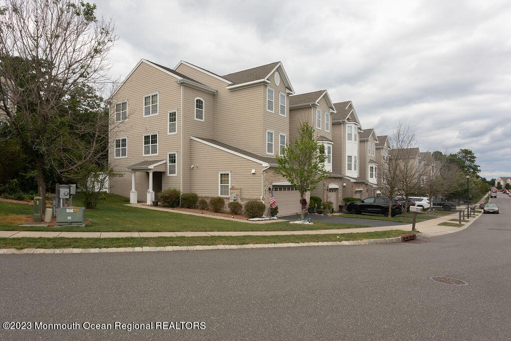 304 Hawthorne Lane, Barnegat, New Jersey image 32