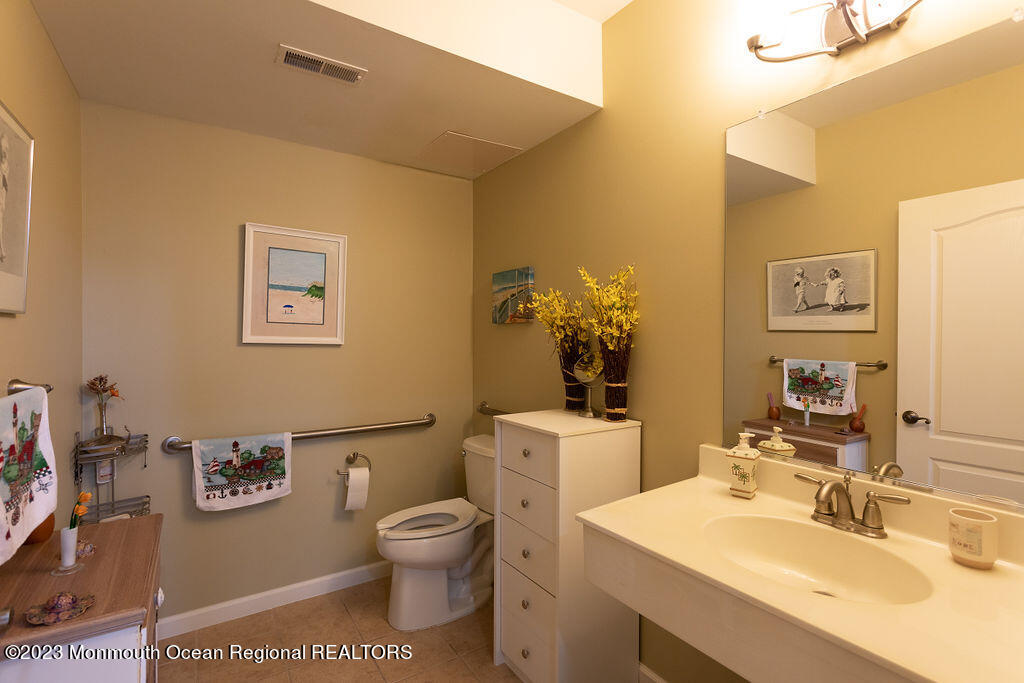 304 Hawthorne Lane, Barnegat, New Jersey image 30