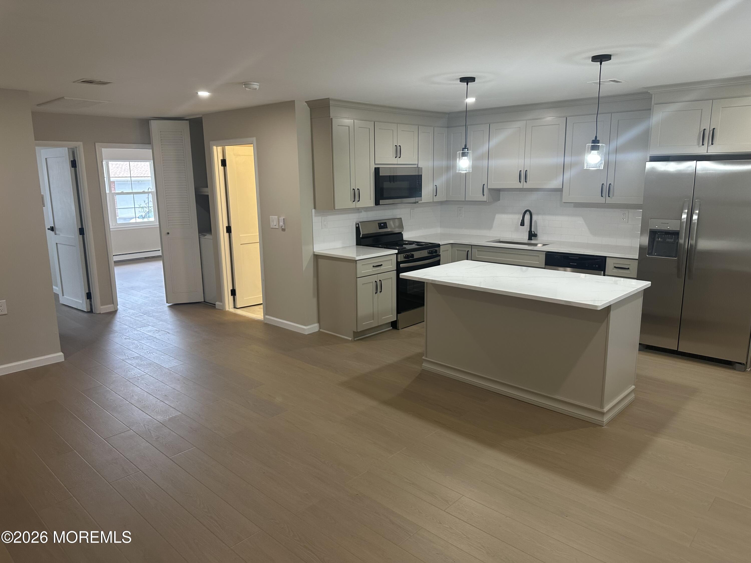 316 Coventry Court E