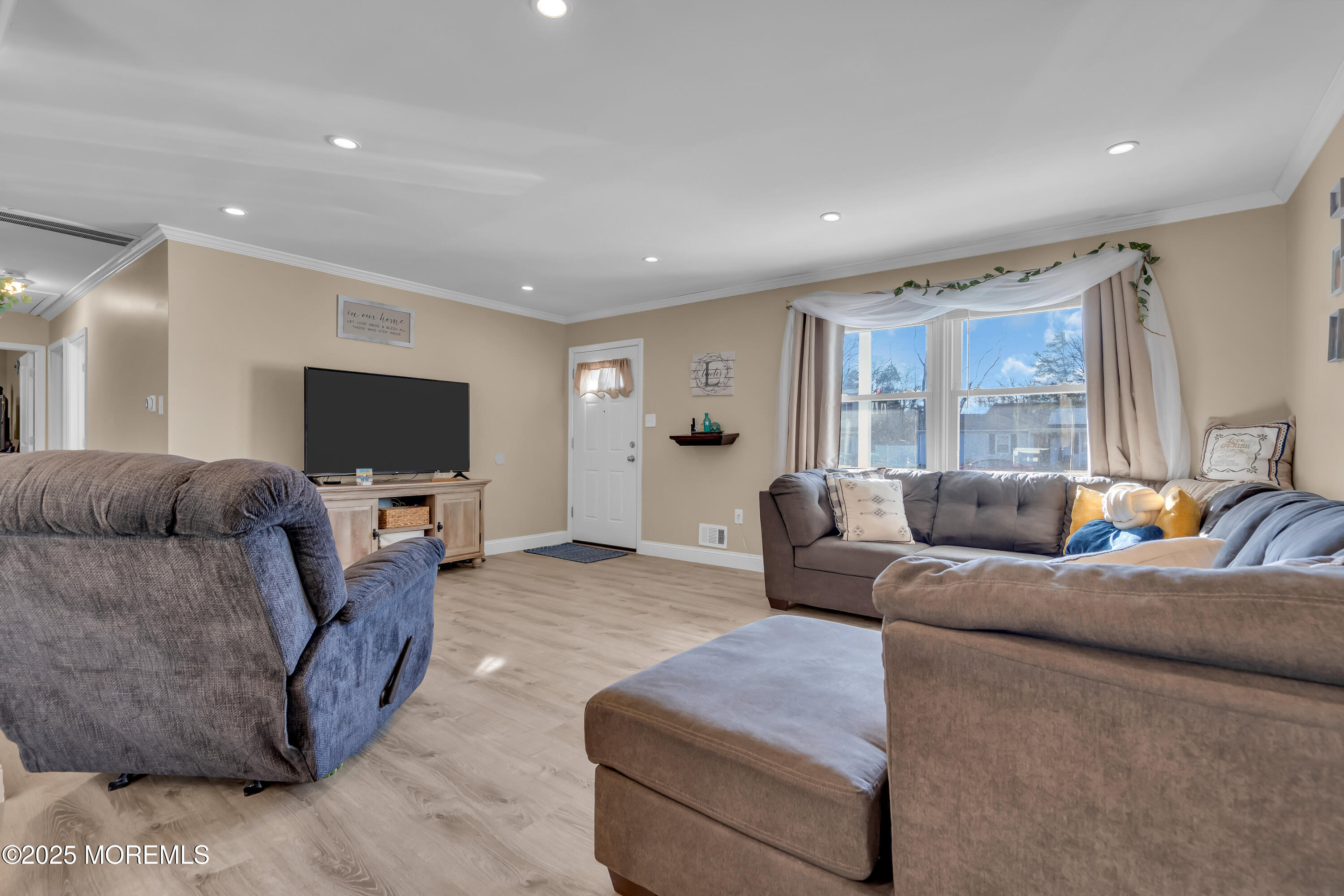 503 Knollwood Court, Lanoka Harbor, New Jersey image 9