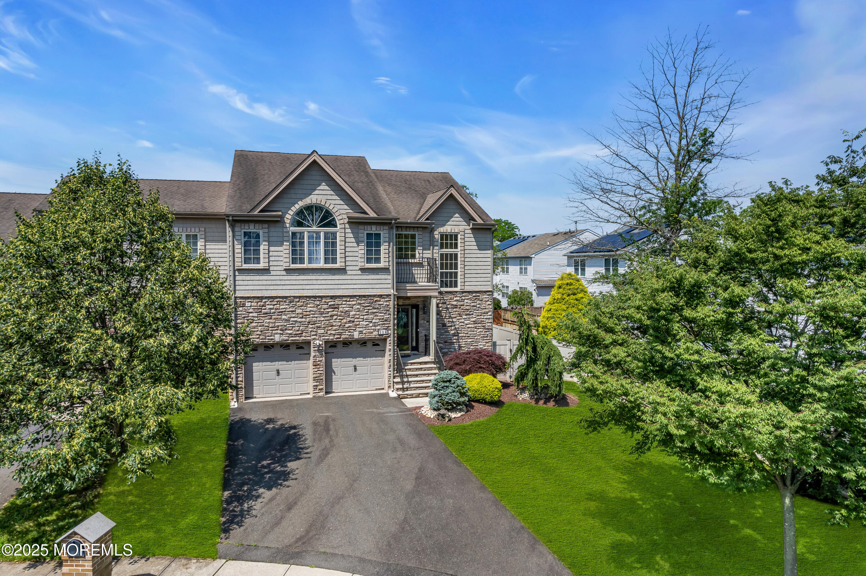 118 Pelican Court