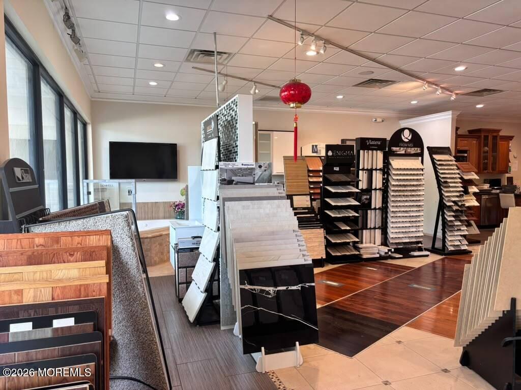 660 Plainsboro Road Store #9