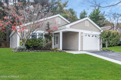 15 Maidstone Way Manchester NJ 08759