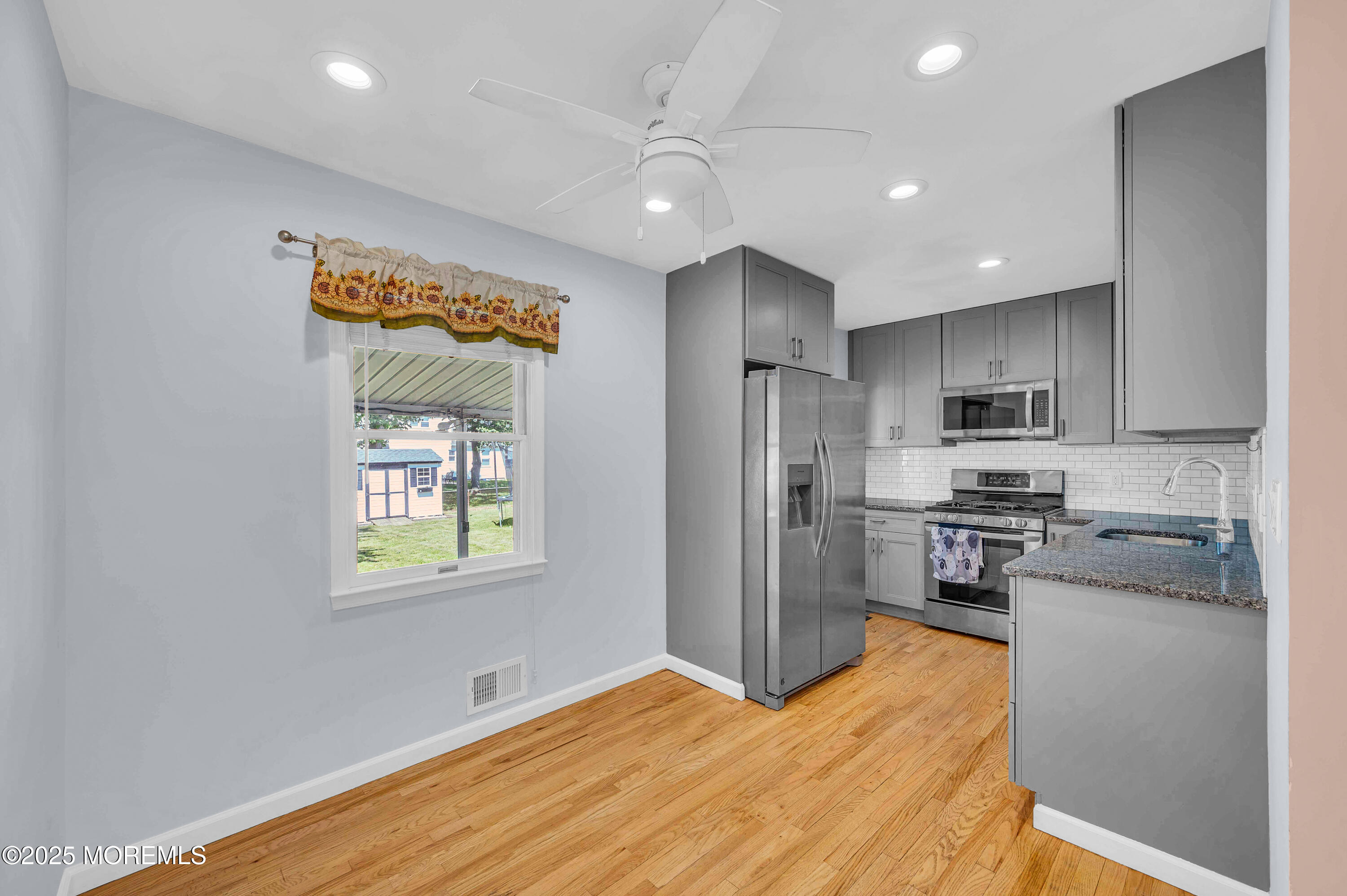 27 Willow Road, Bordentown, New Jersey image 10