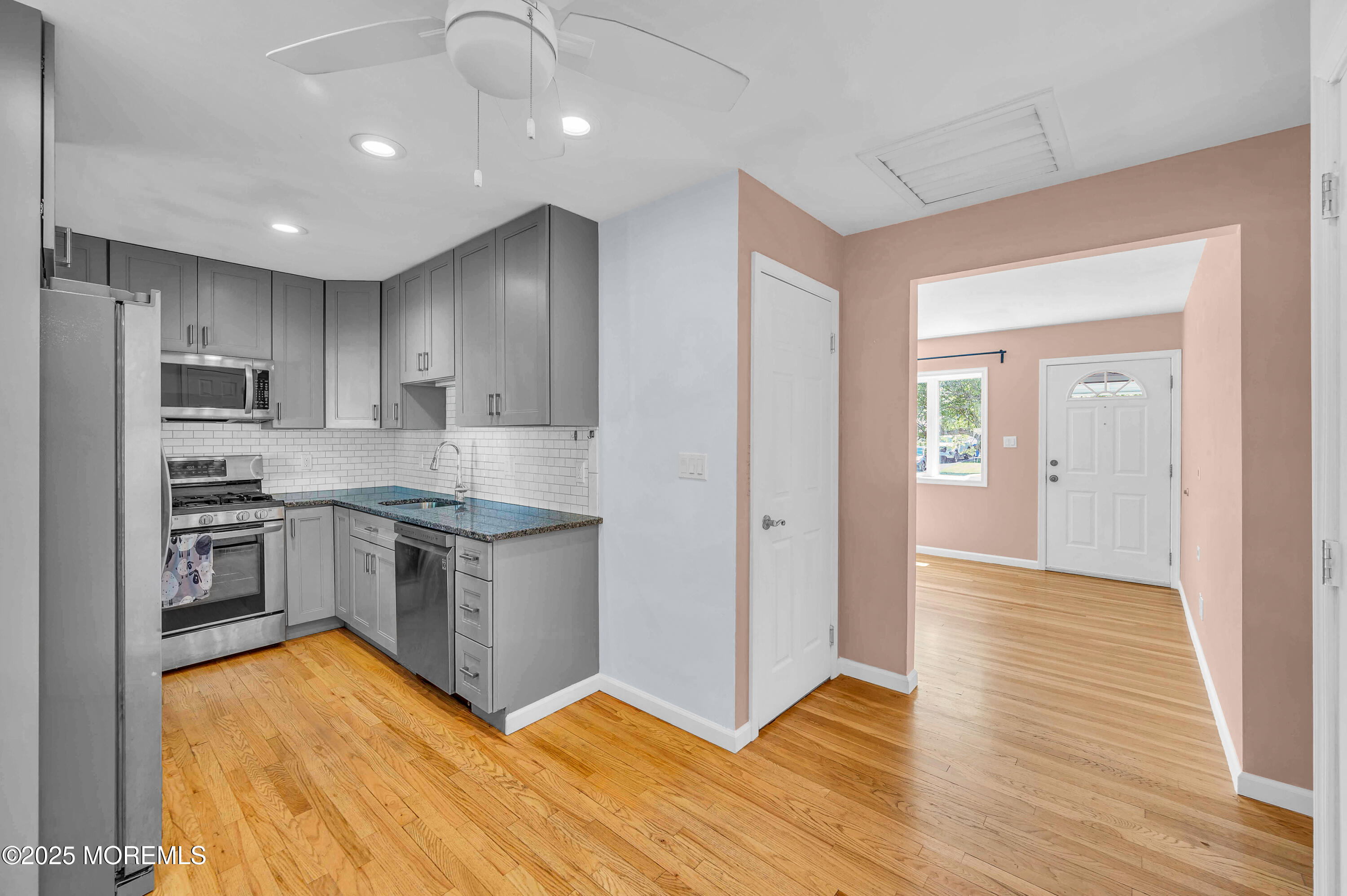 27 Willow Road, Bordentown, New Jersey image 12