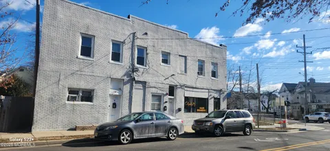 MLS: 22501409