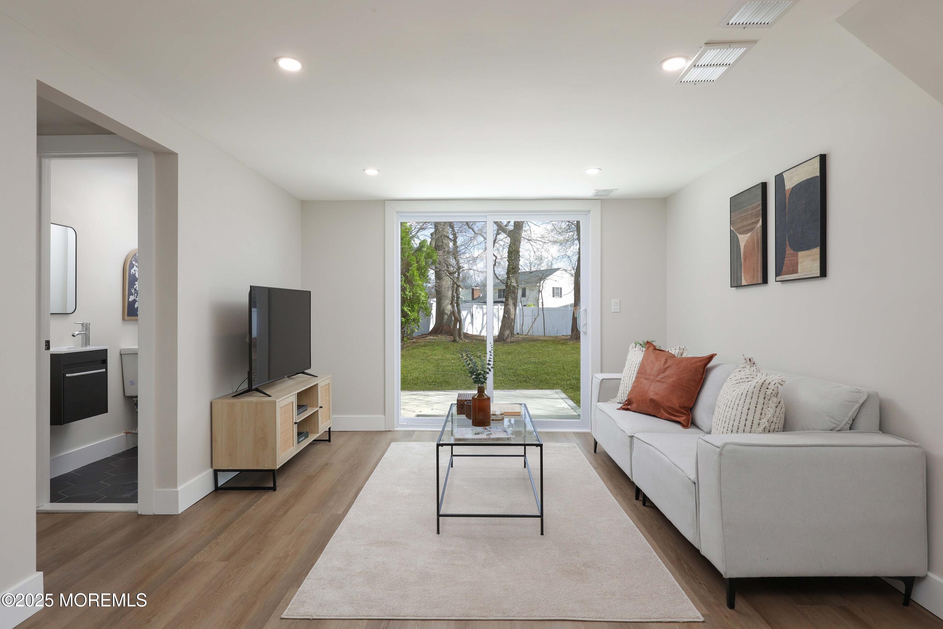 10 Jupiter Street, Middletown, New Jersey image 8