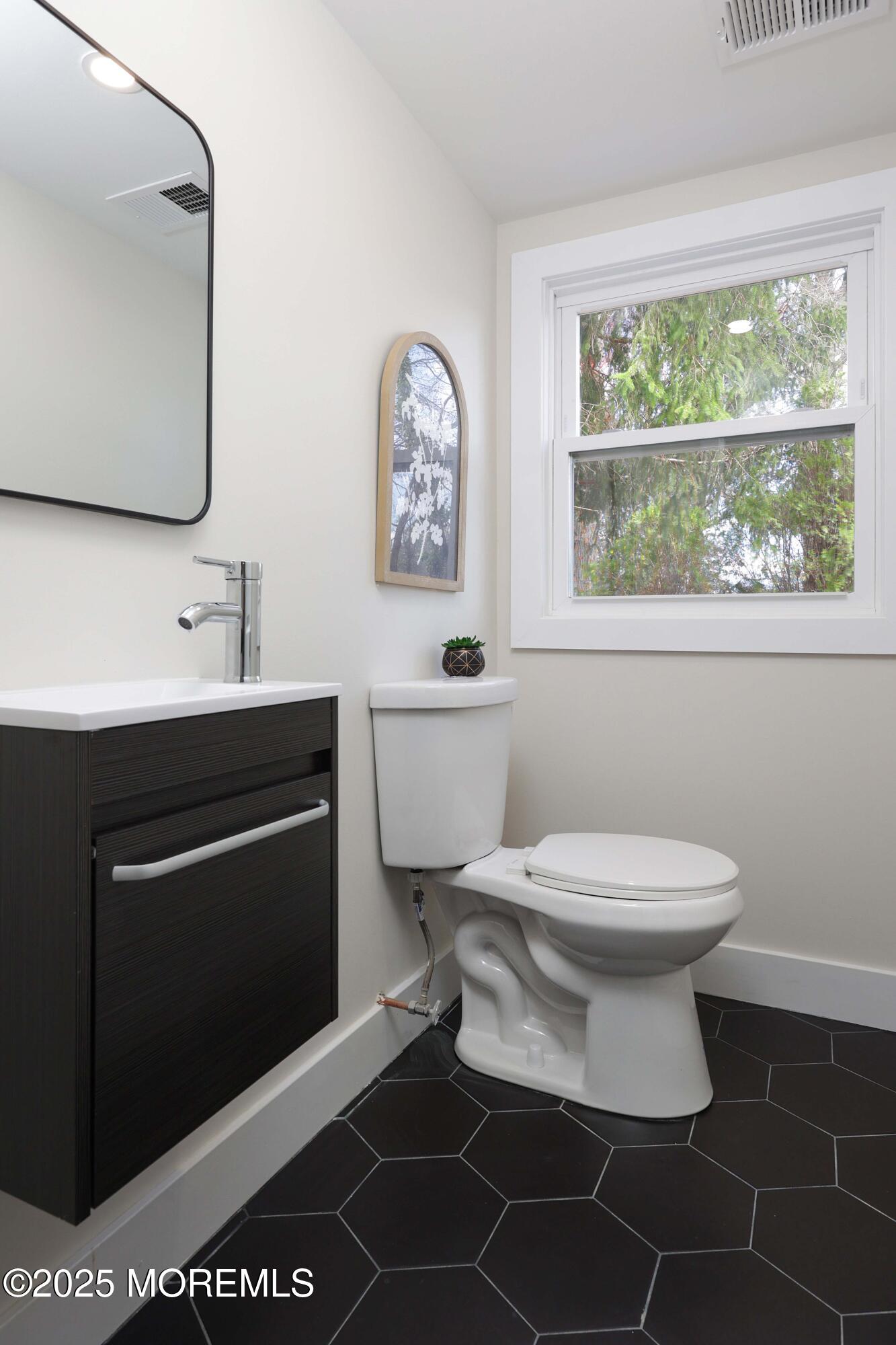 10 Jupiter Street, Middletown, New Jersey image 10