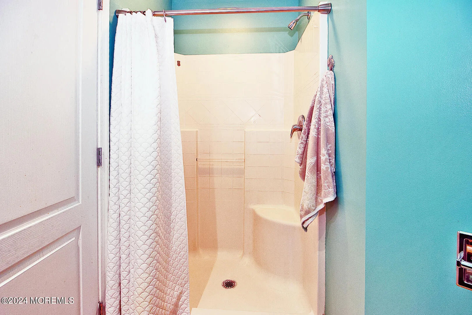 West Creek, New Jersey 08092, United States, 4 Bedrooms Bedrooms, ,3 BathroomsBathrooms,Residential,Pending,46585